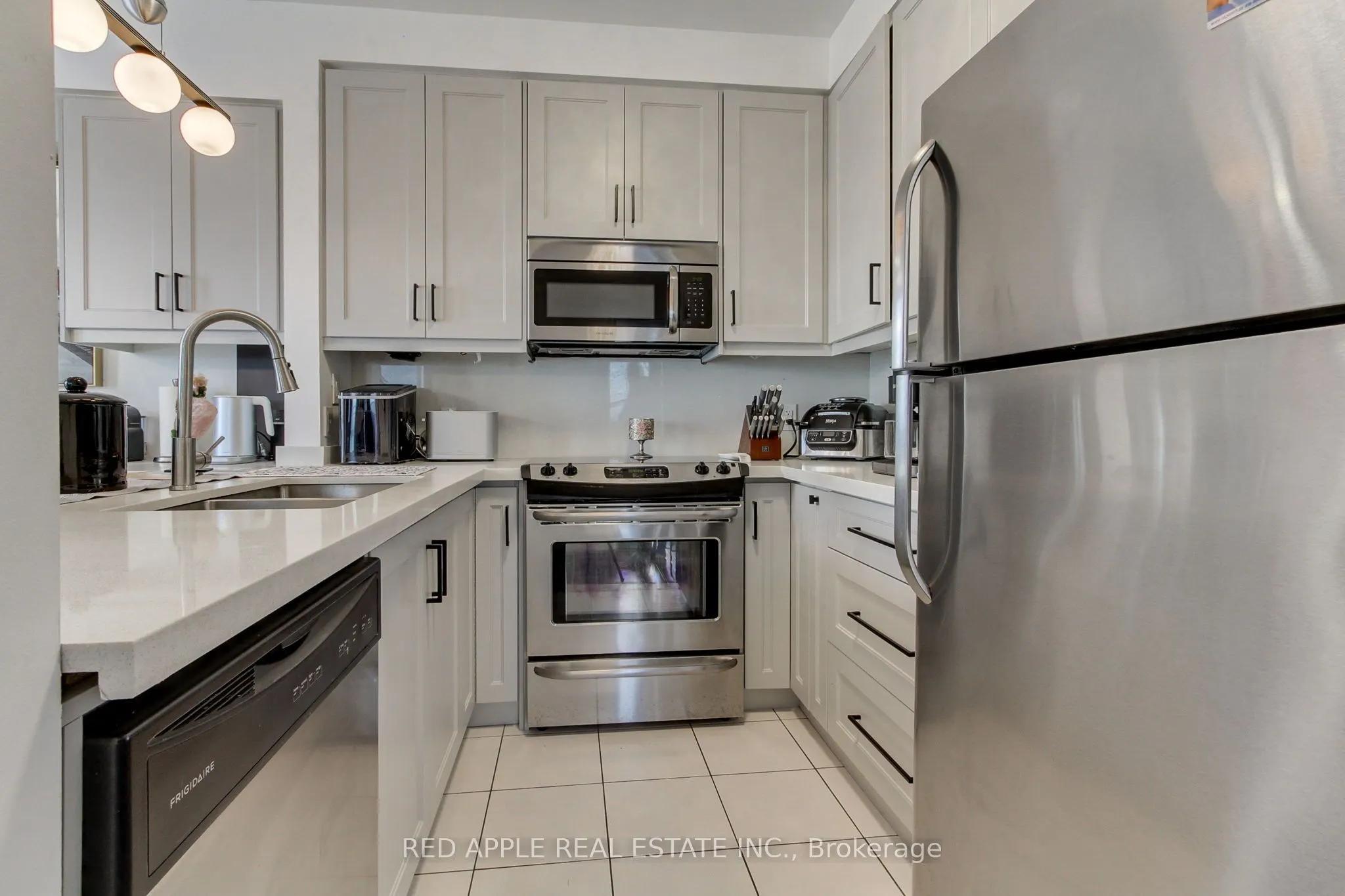 7730 Kipling Avenue E, #509