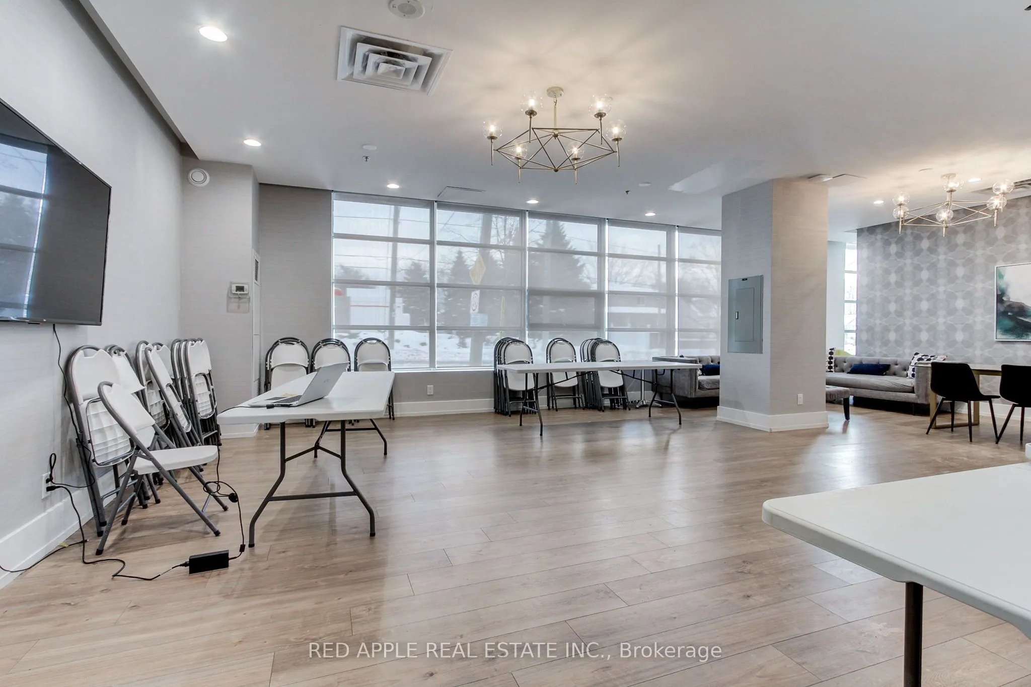 7730 Kipling Avenue E, #509