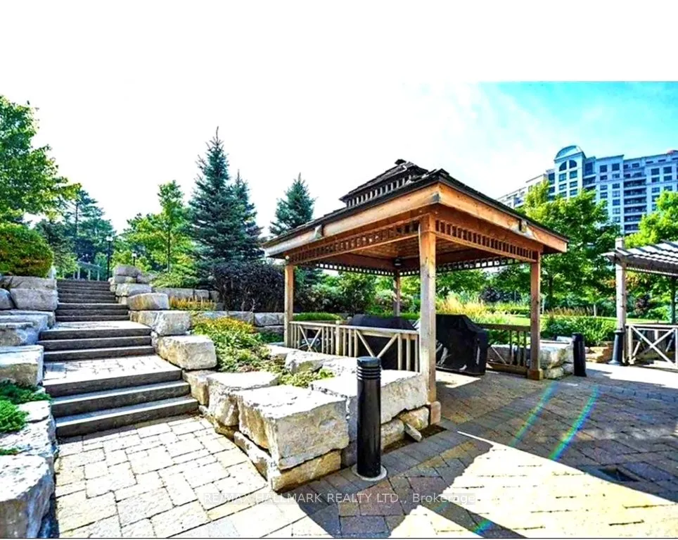 9245 Jane Street, #1214