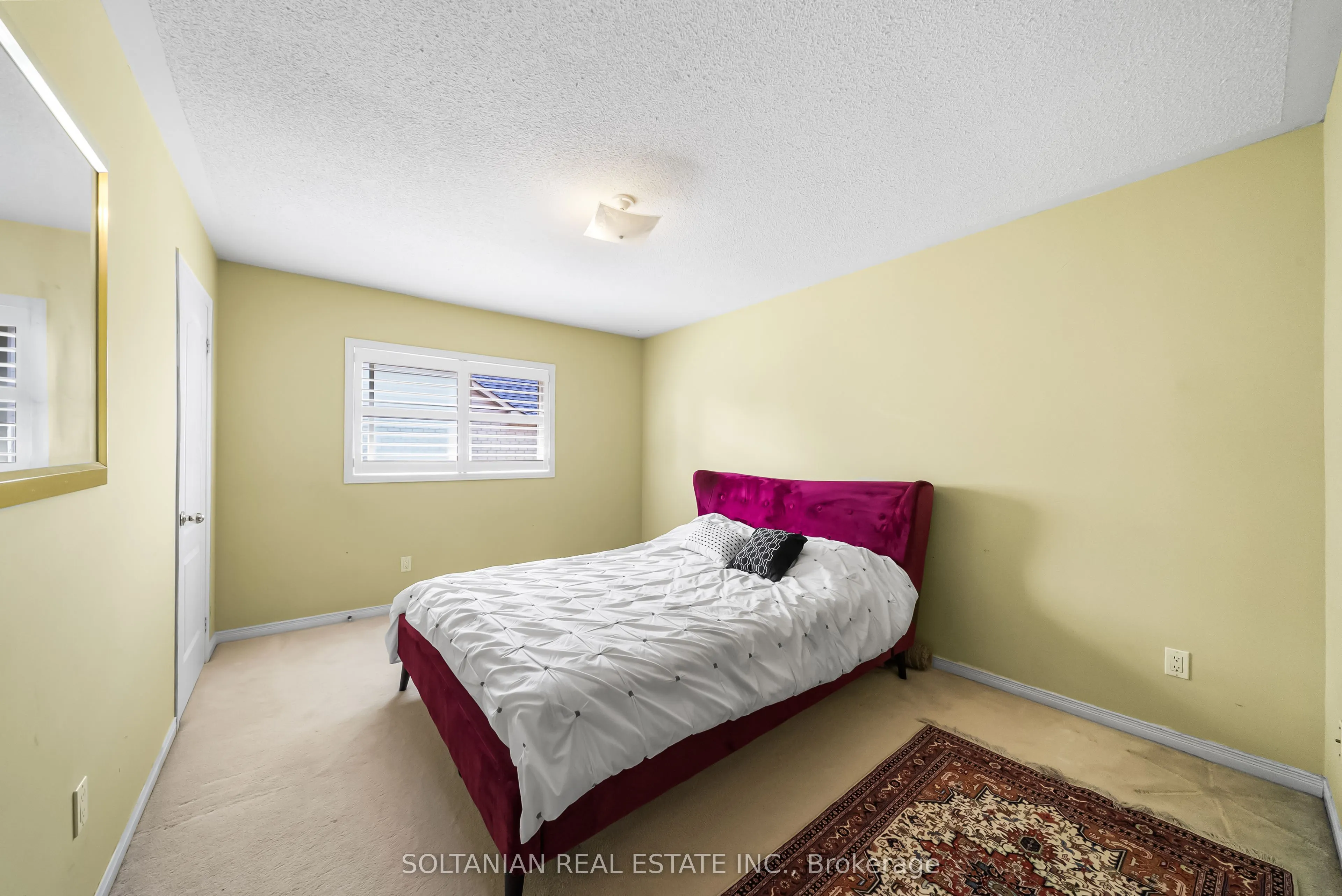 242 Frank Endean Road