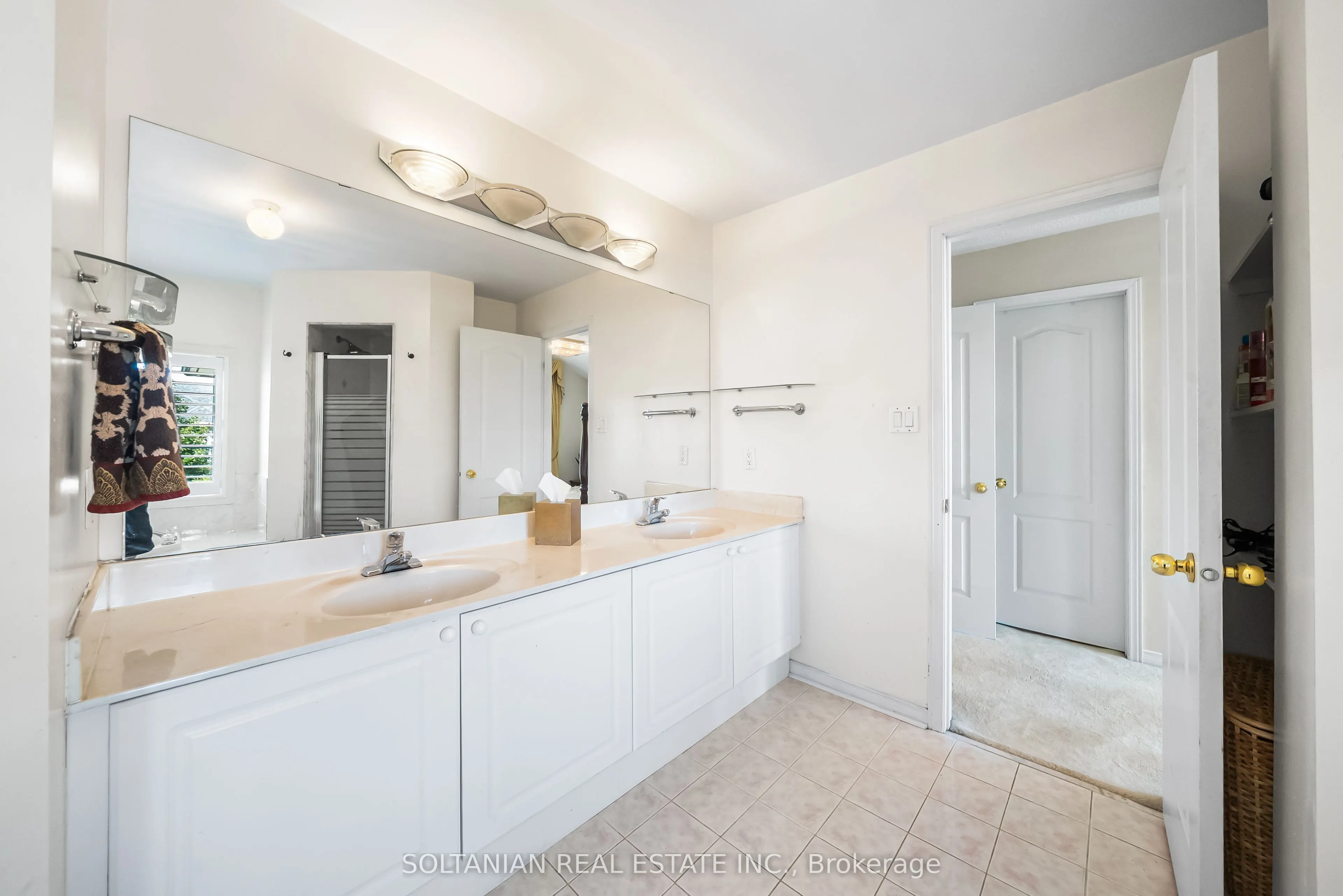 242 Frank Endean Road