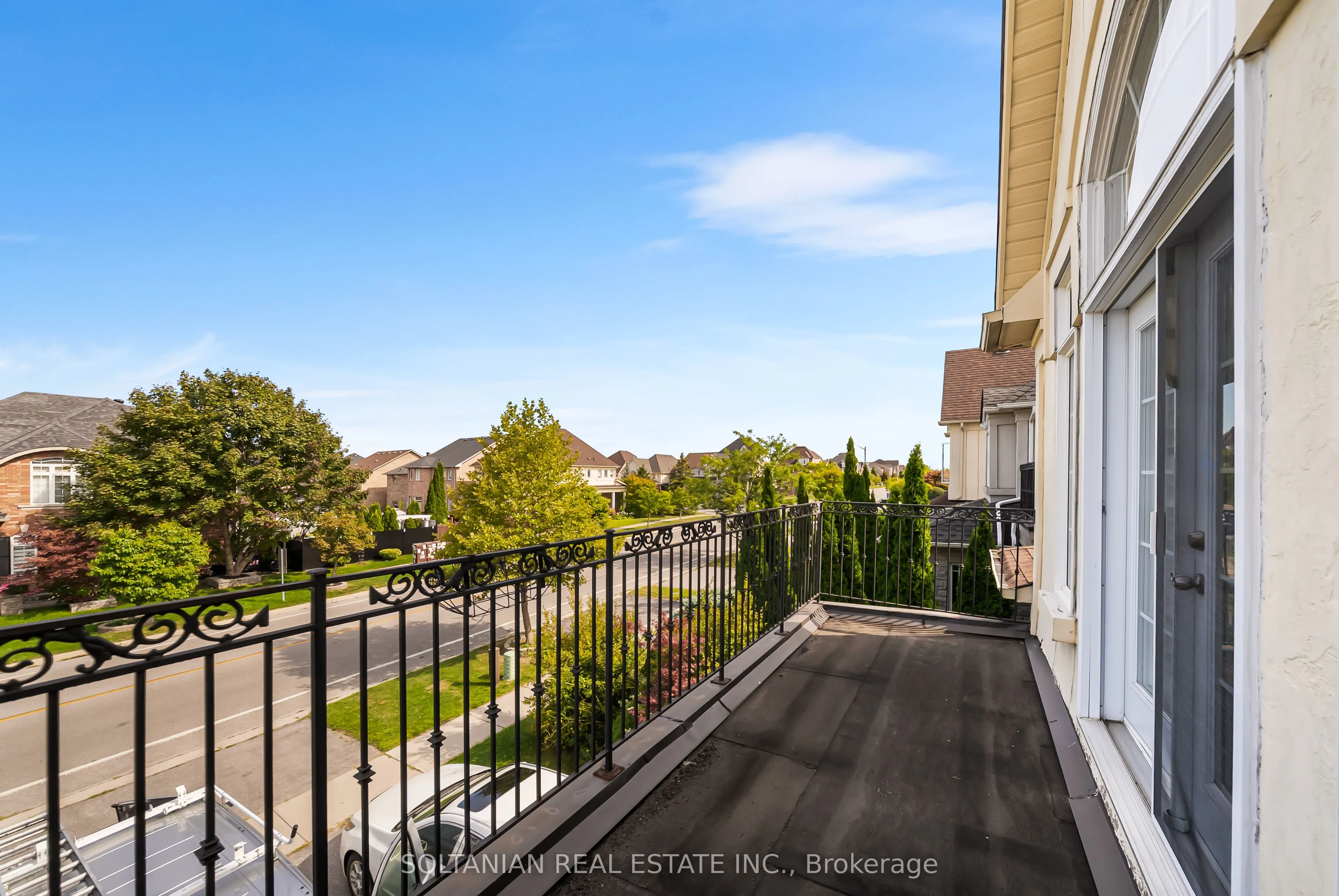 242 Frank Endean Road
