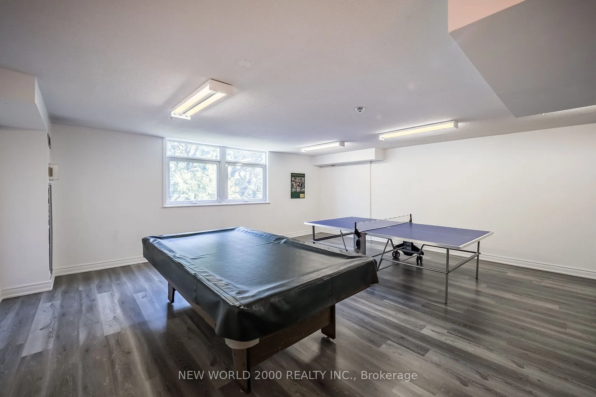 7811 Yonge Street, #410