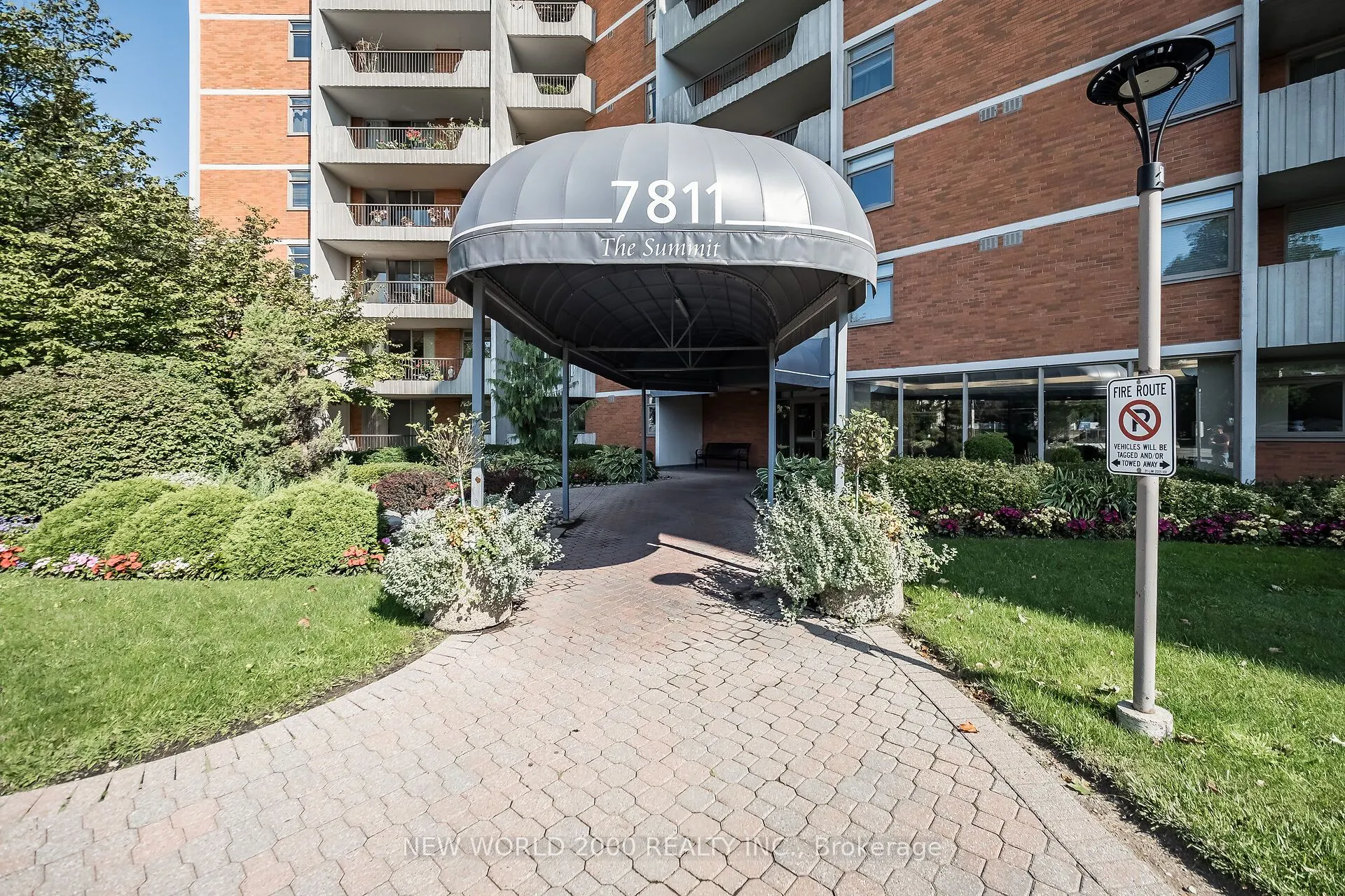 7811 Yonge Street, #410