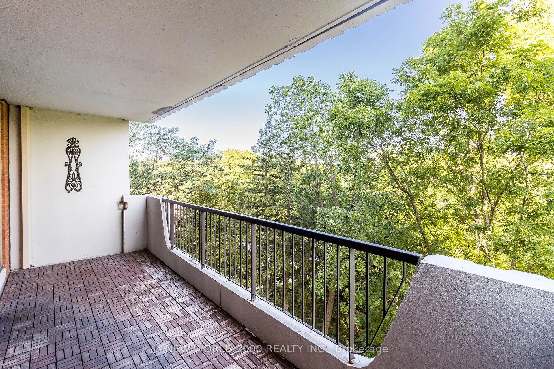 7811 Yonge Street, #410