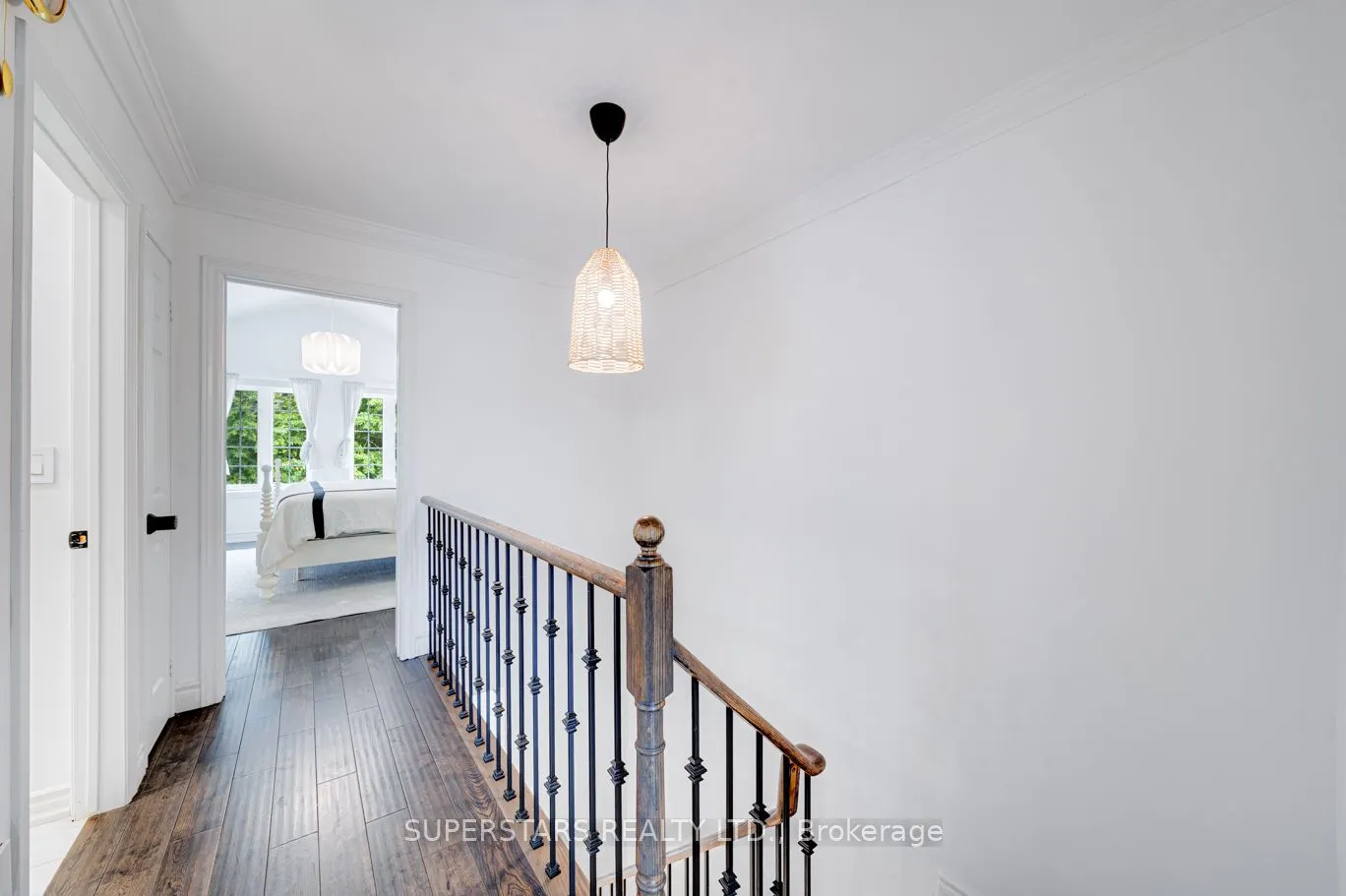 30 Crispin Court