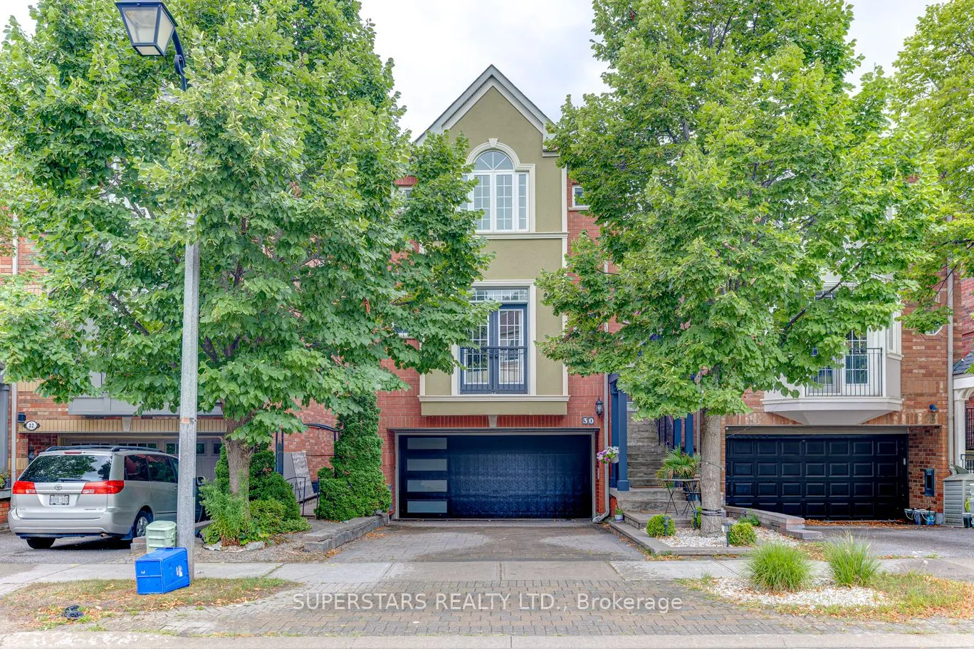30 Crispin Court
