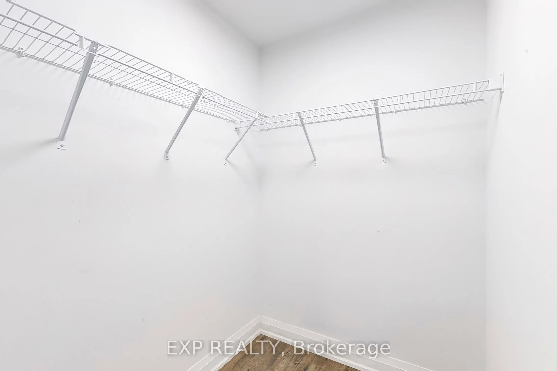 5299 Highway 7 Street, #101