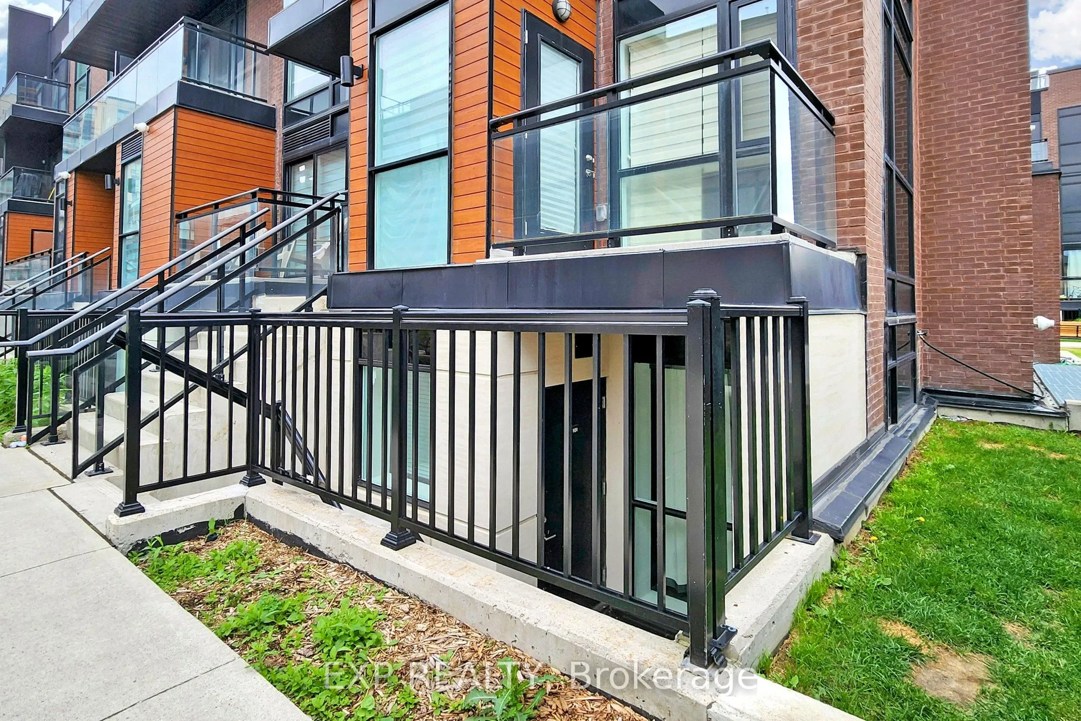 5299 Highway 7 Street, #101