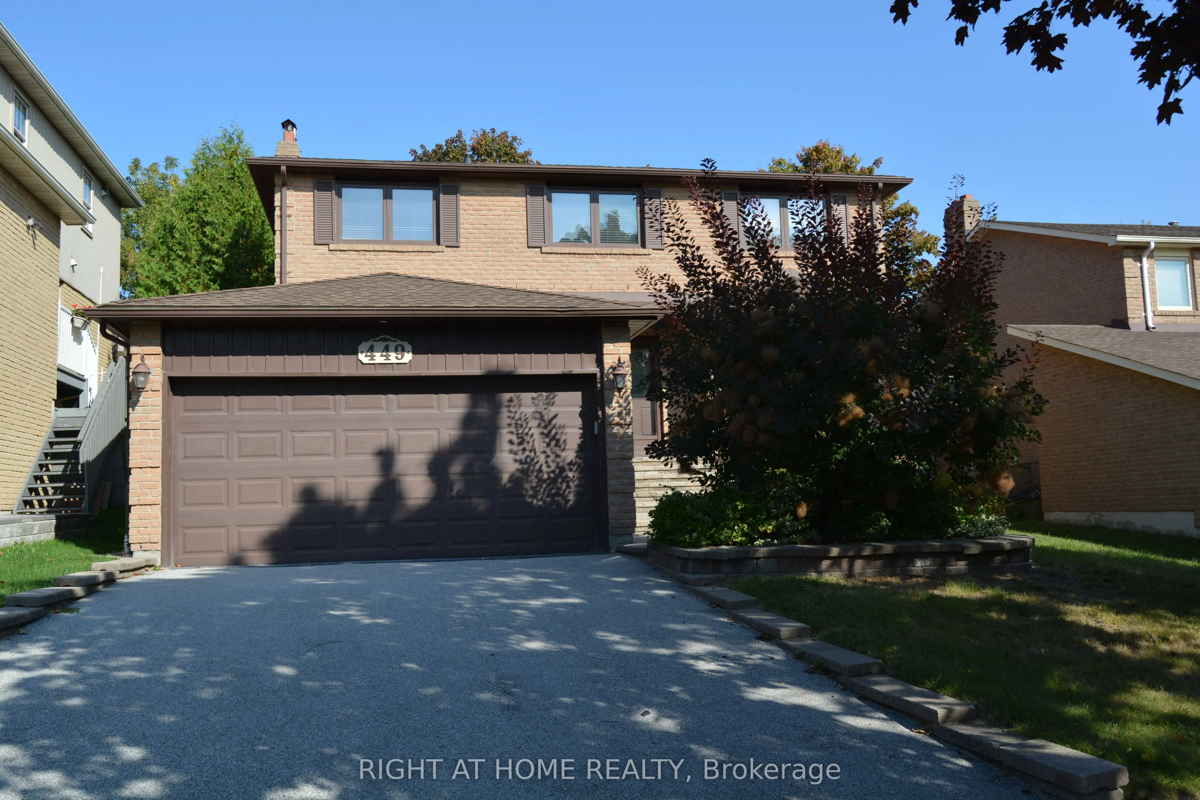 449 Dover Crescent