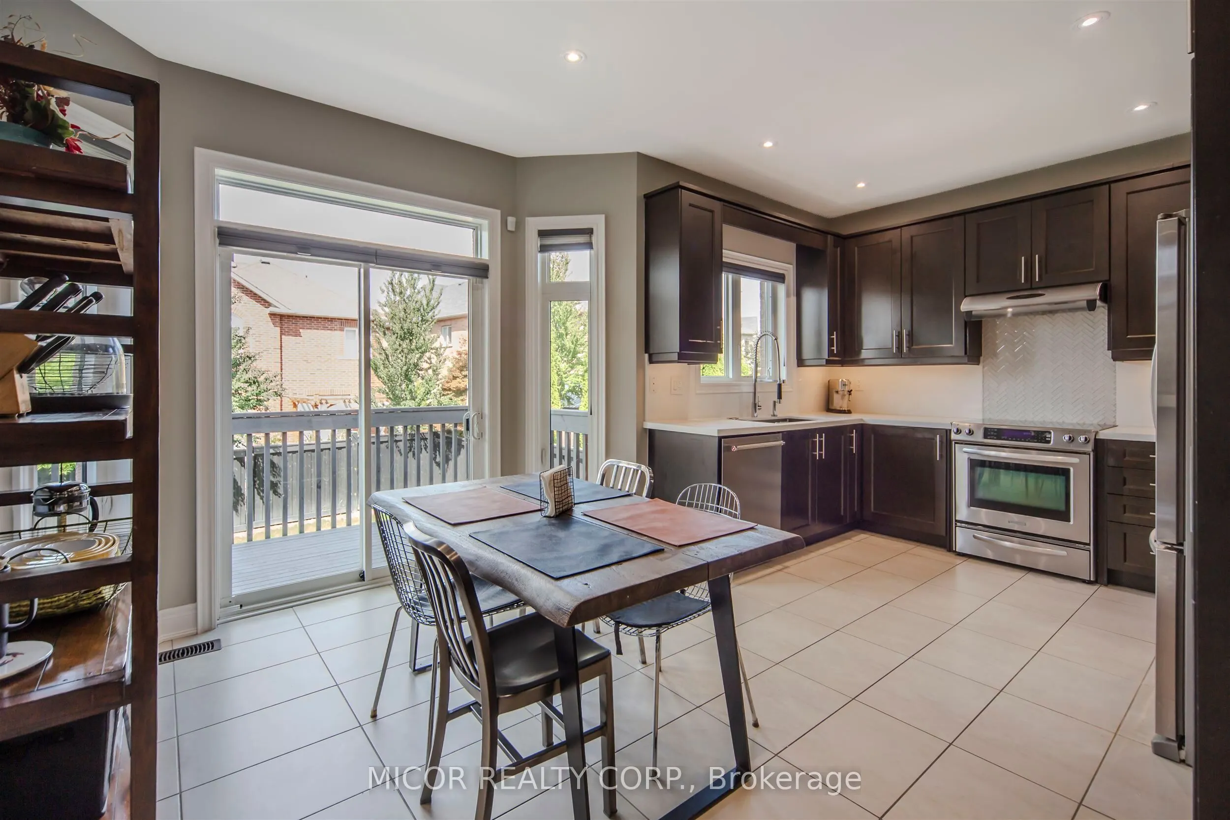402 Maria Antonia Road