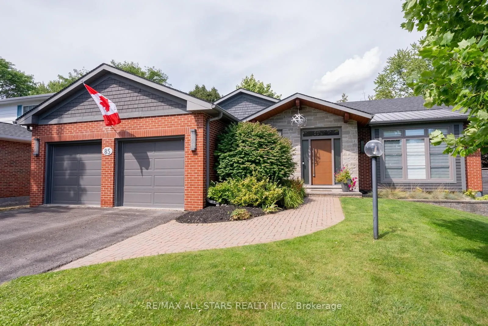 85 Manitoba Street