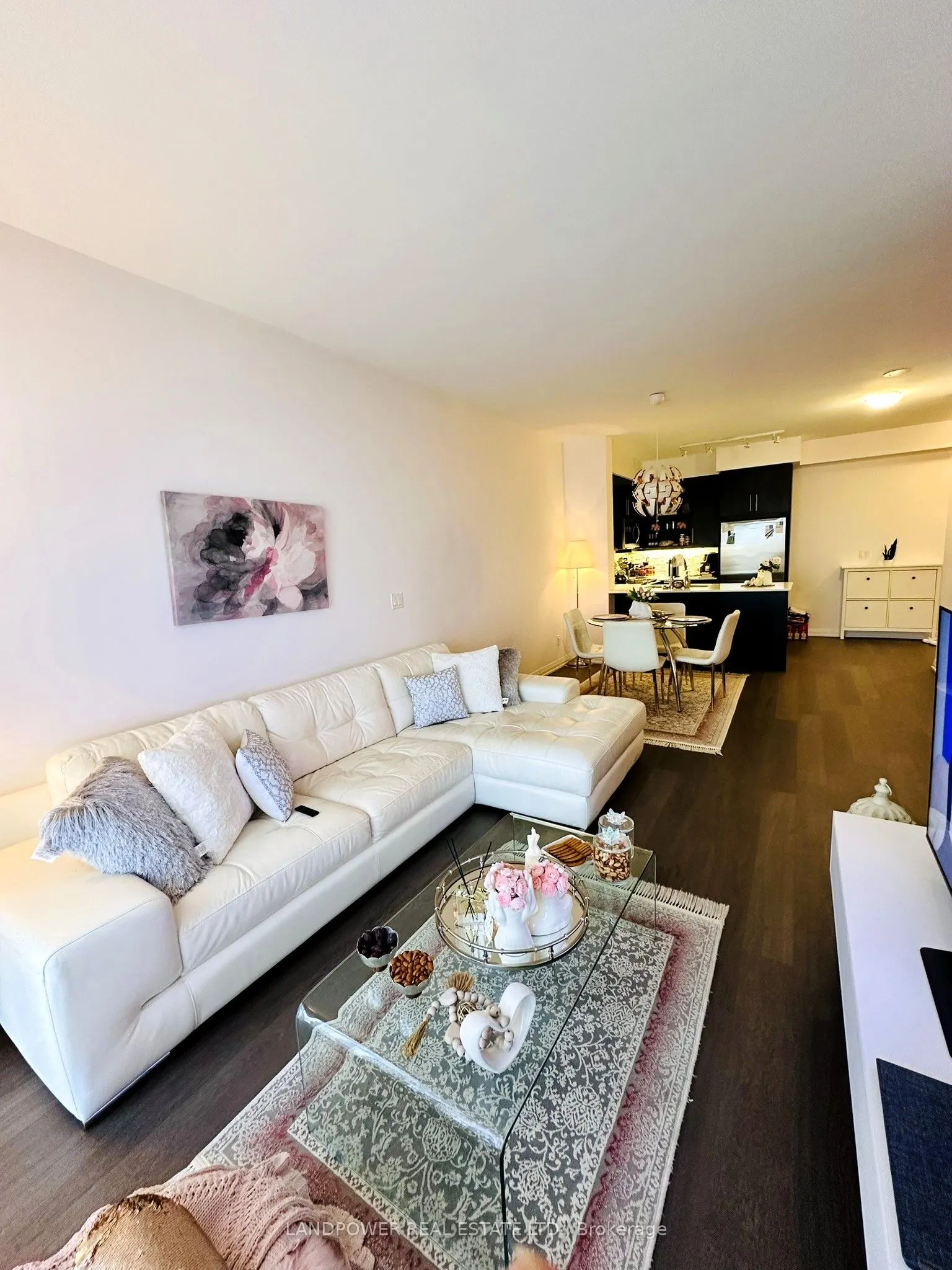 65 Oneida Crescent, #1111