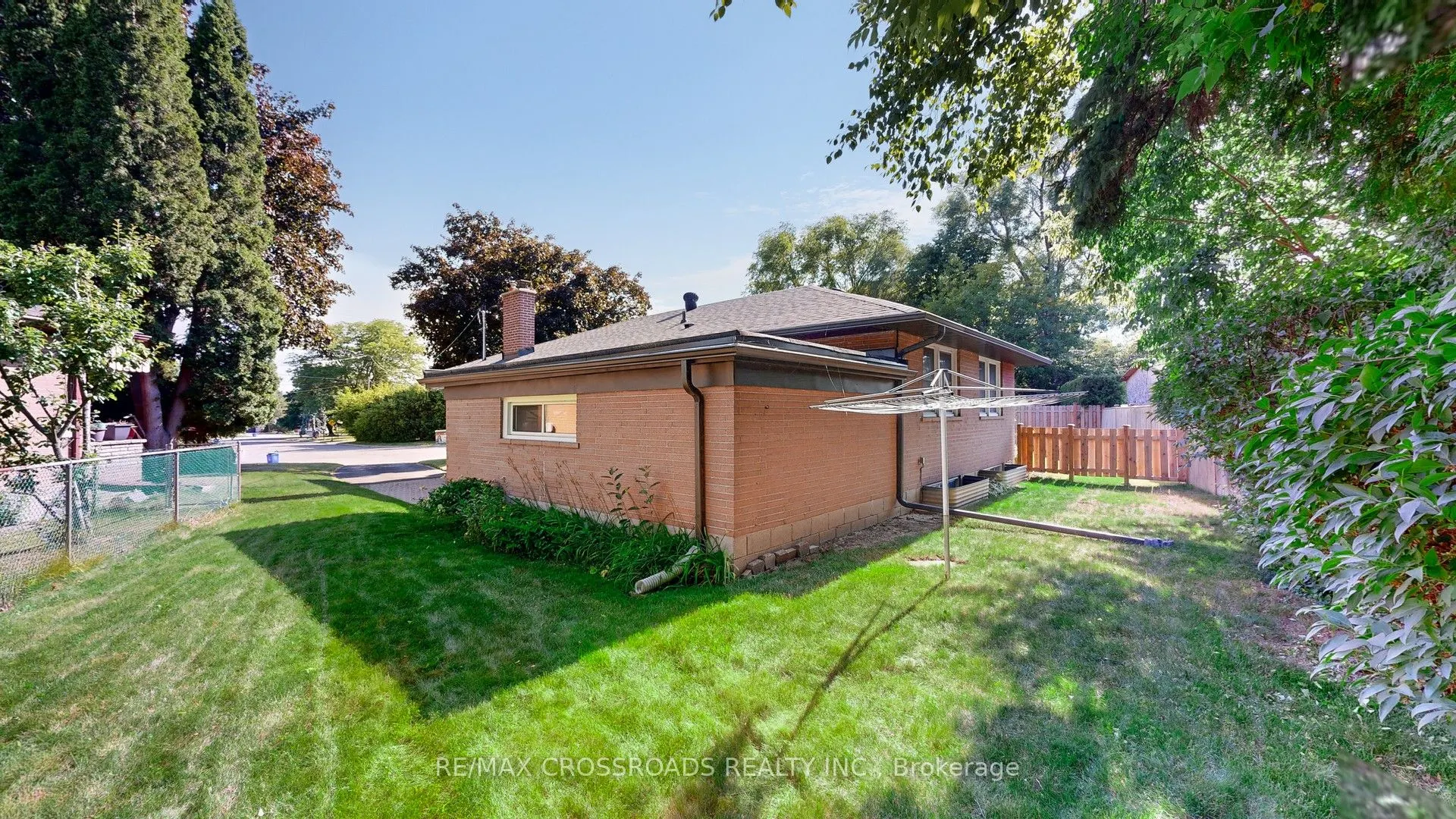 457 Paliser Court N