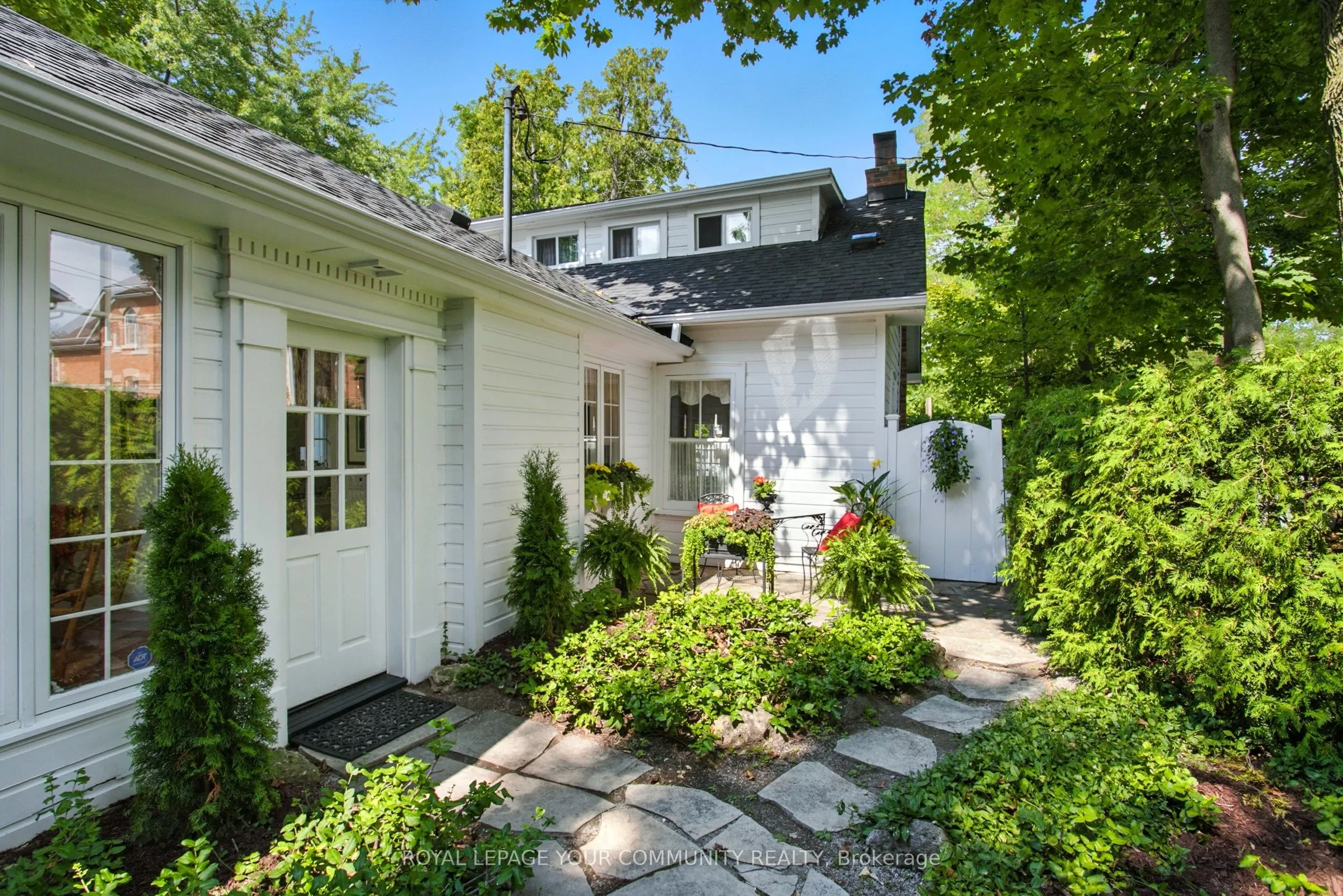 39 Colborne Street