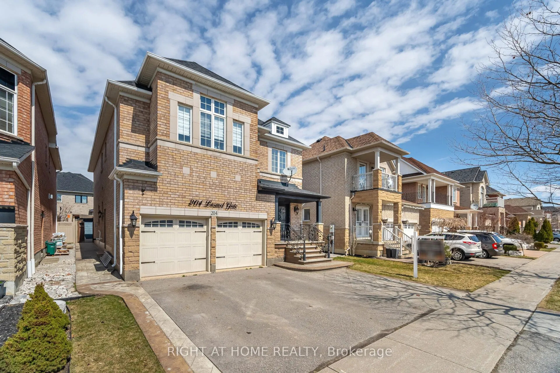 204 Lormel Gate