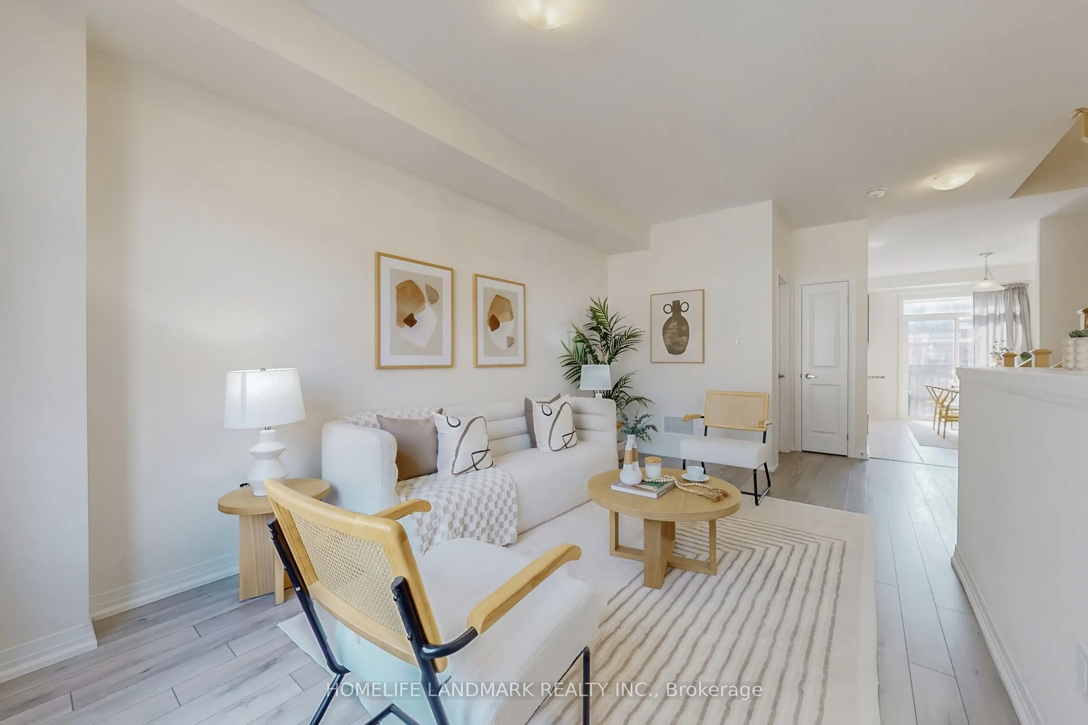 32 Sissons Way