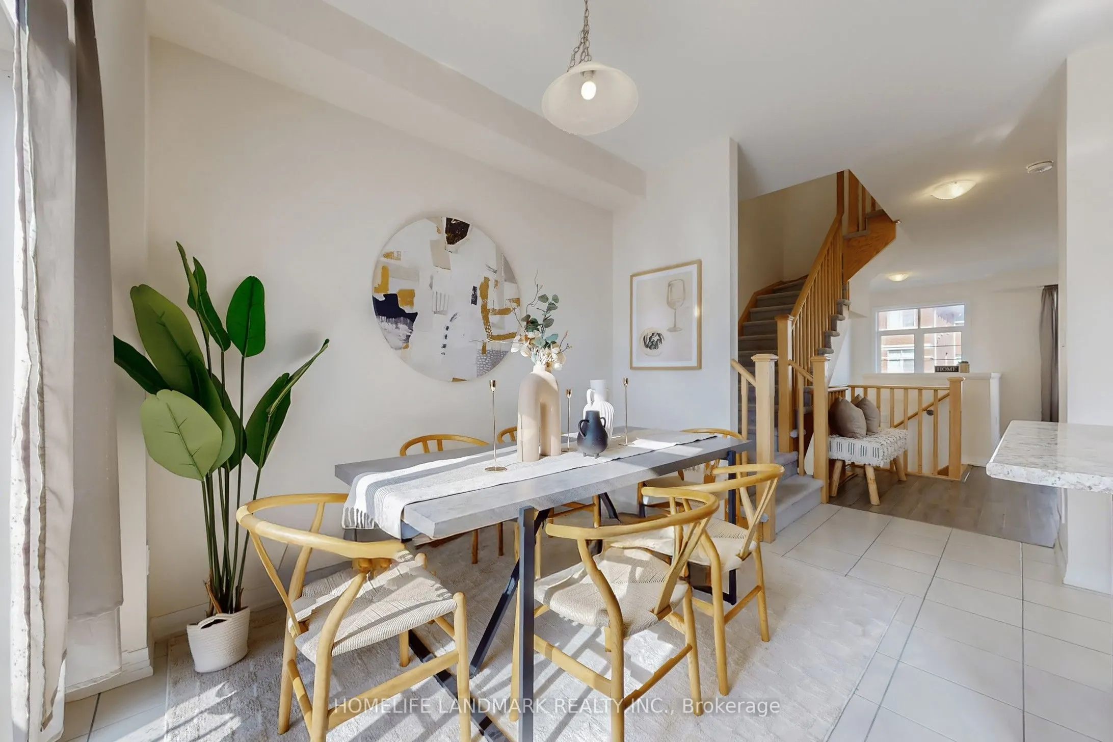 32 Sissons Way
