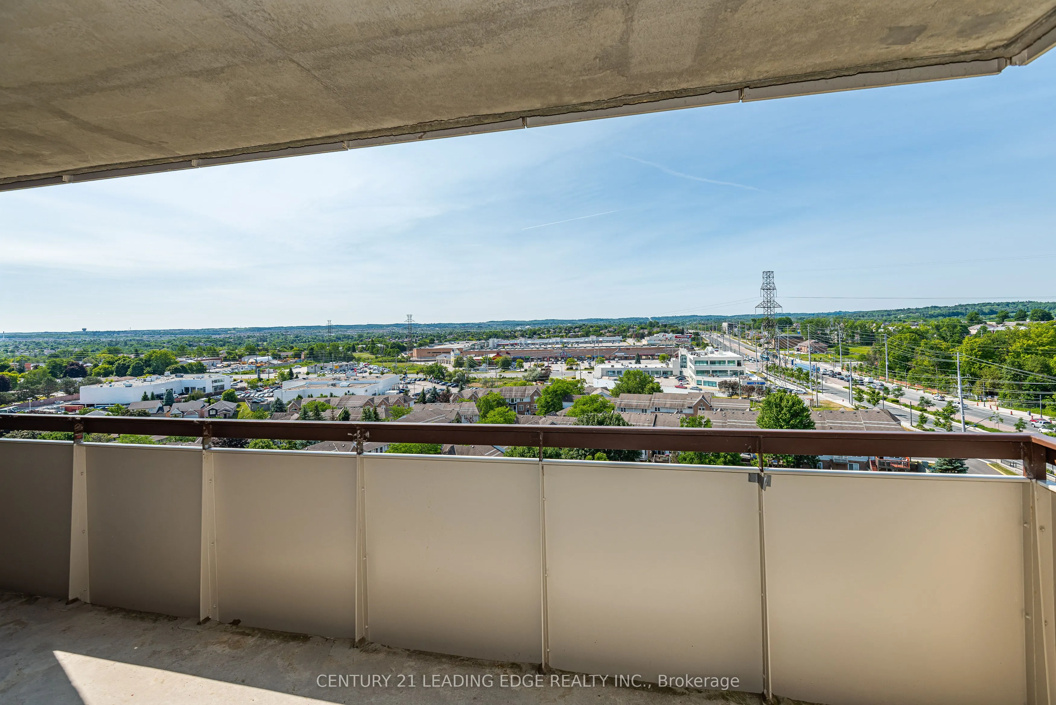 20 William Roe Boulevard, #908
