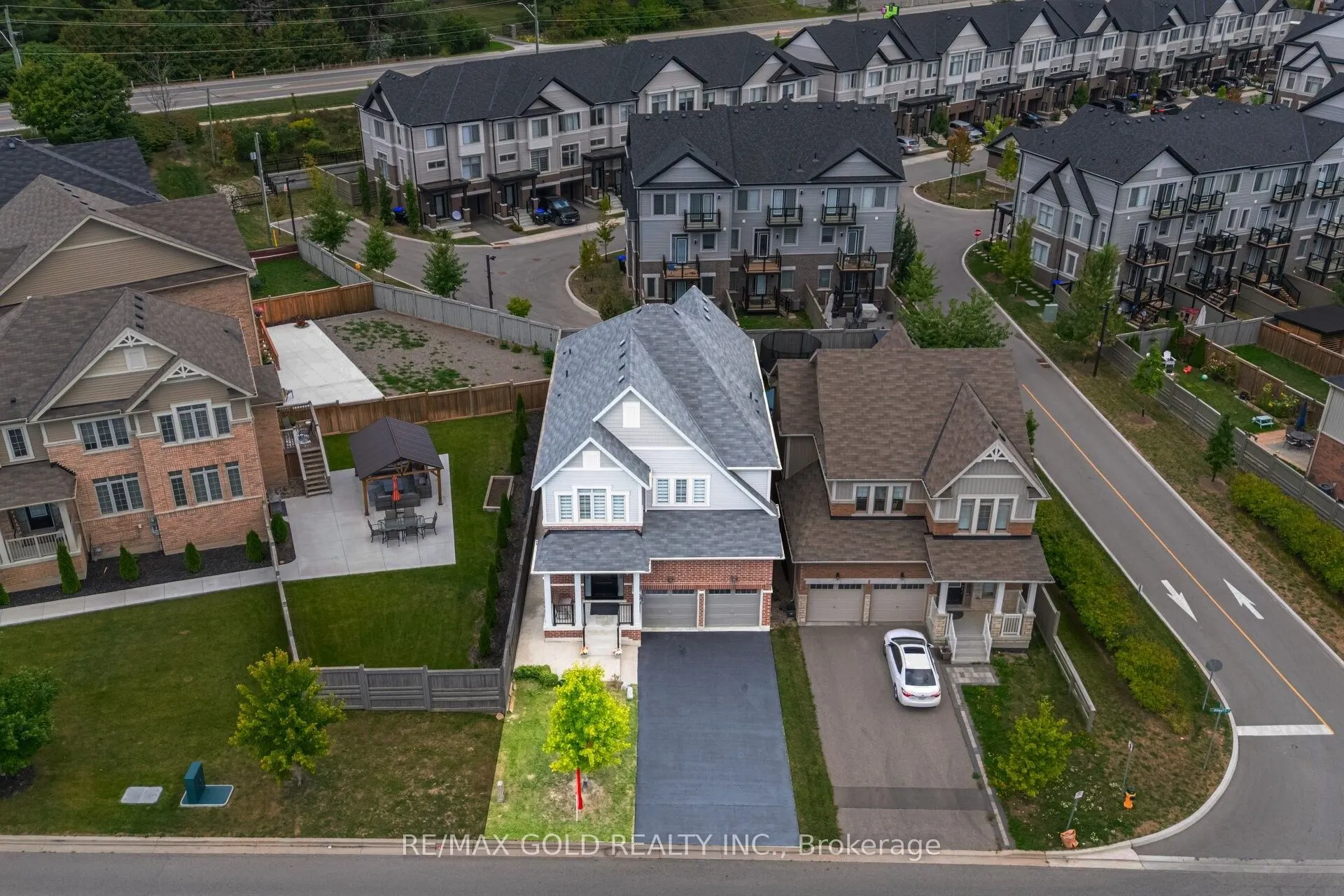 10 Donnan Drive W