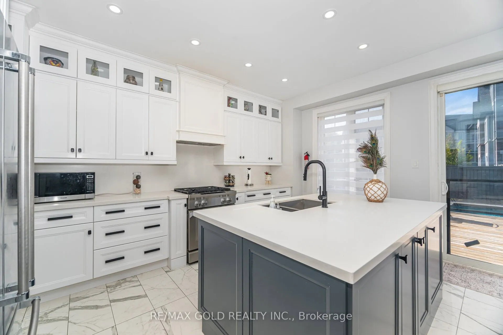 10 Donnan Drive W