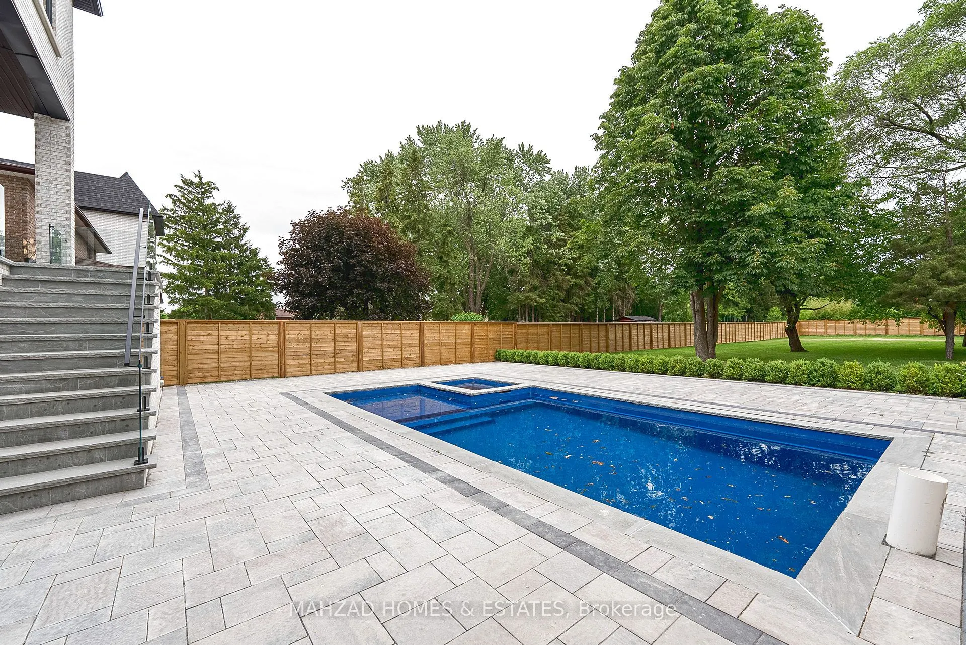 28 Scott Drive