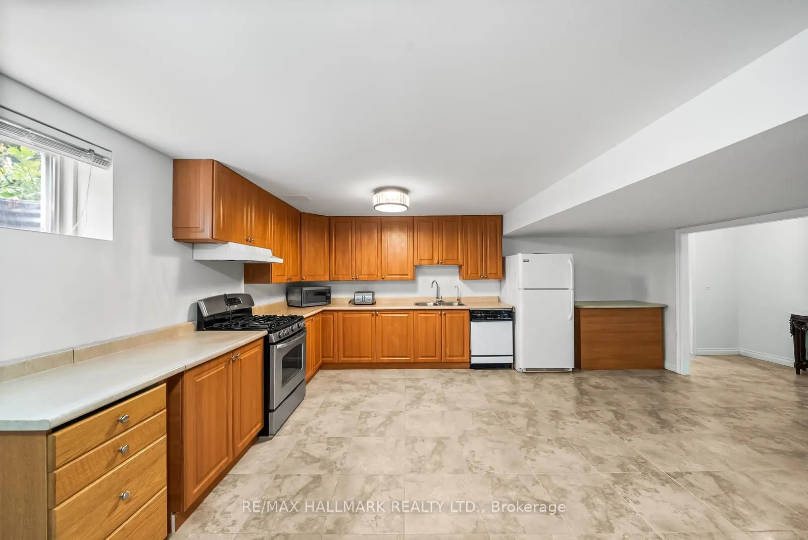 452 Athabasca Drive