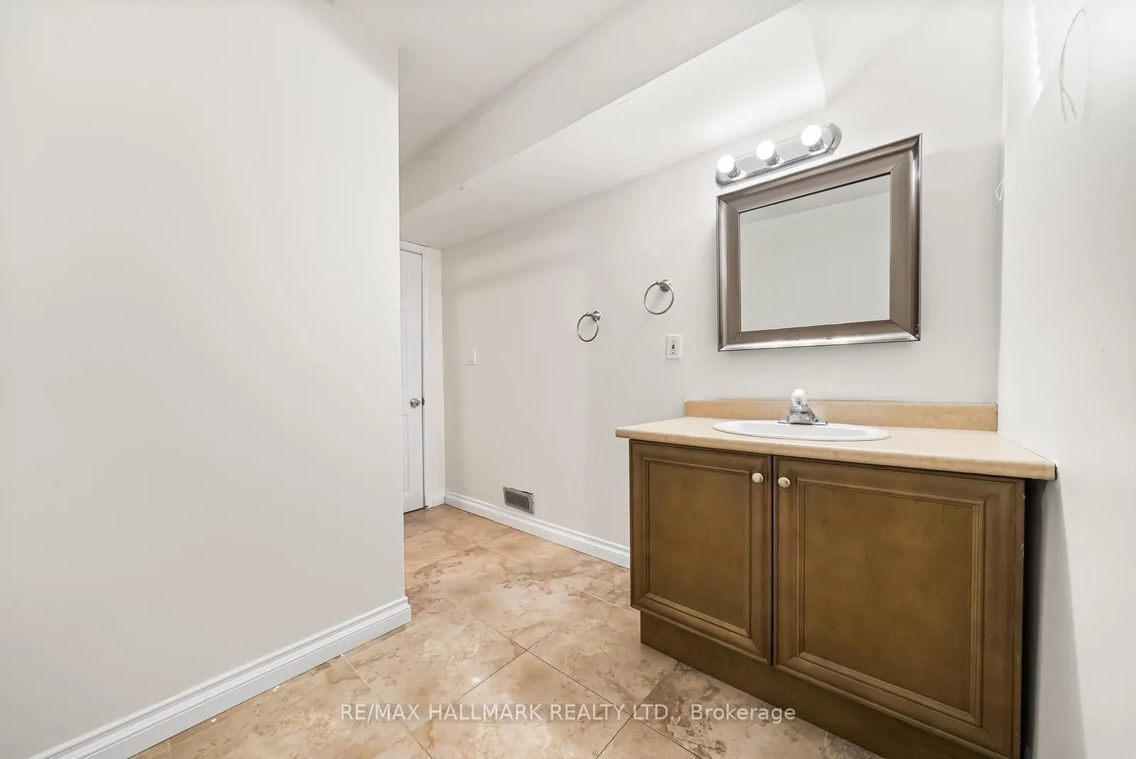 452 Athabasca Drive