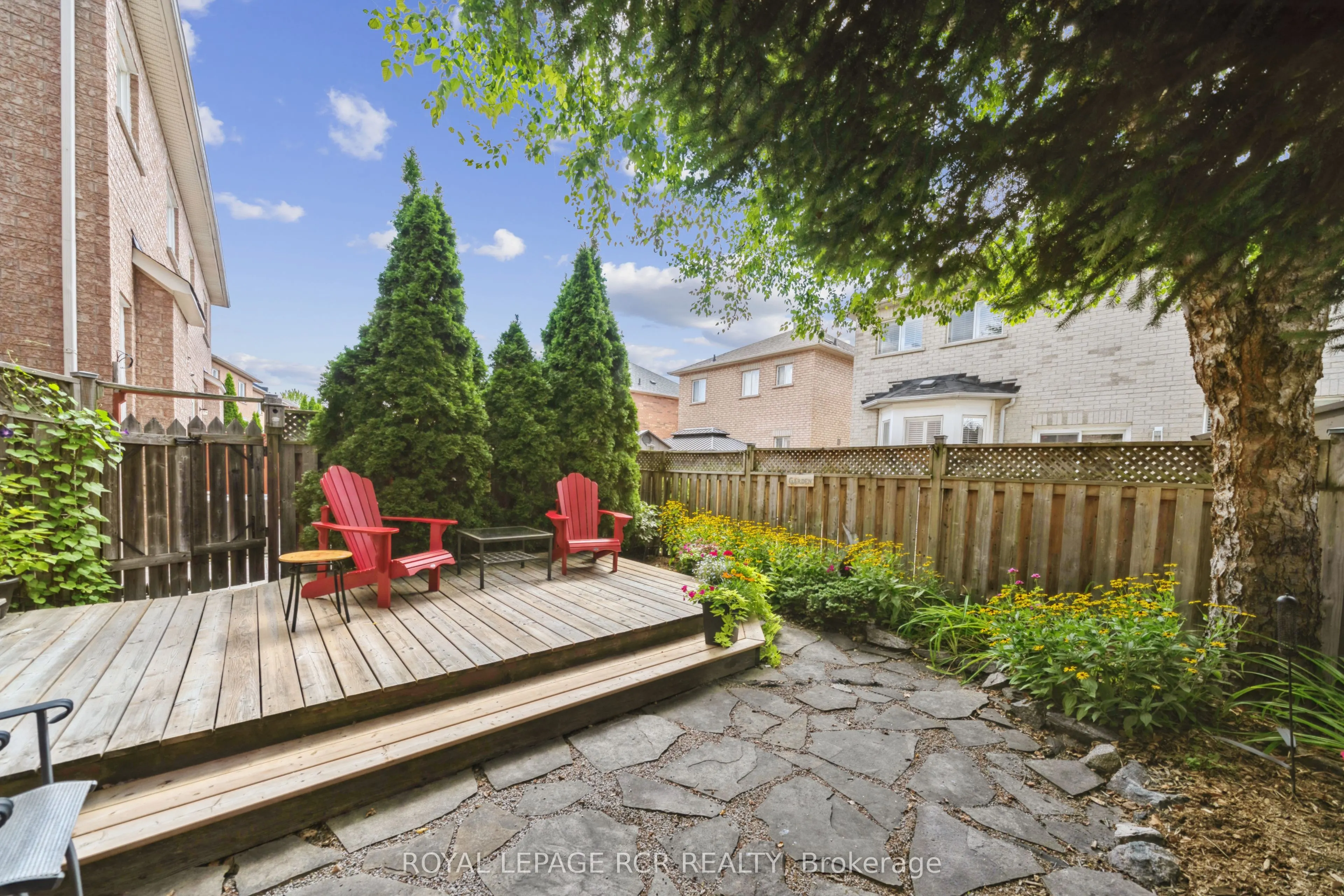 136 Dolce Crescent