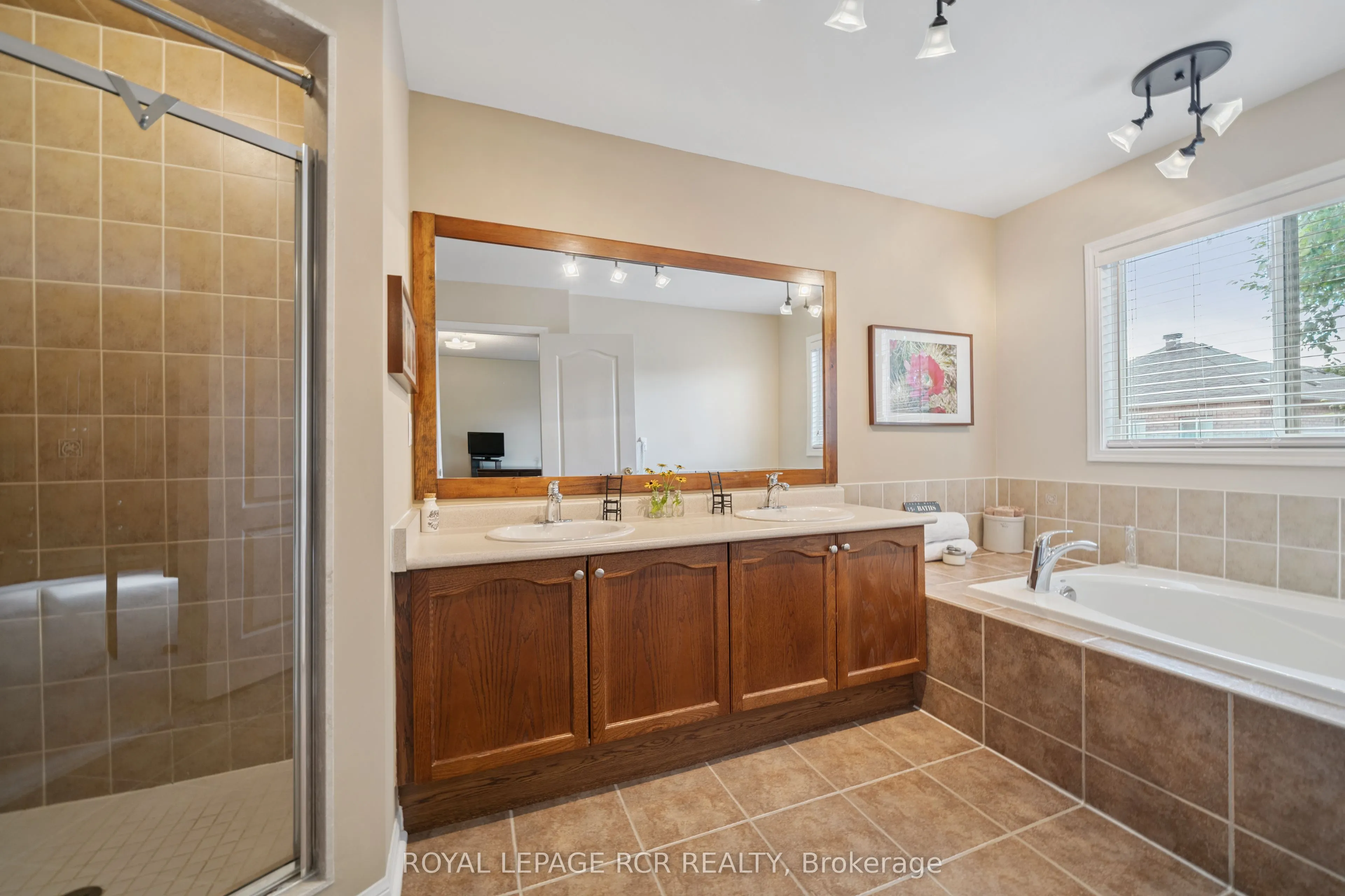 136 Dolce Crescent