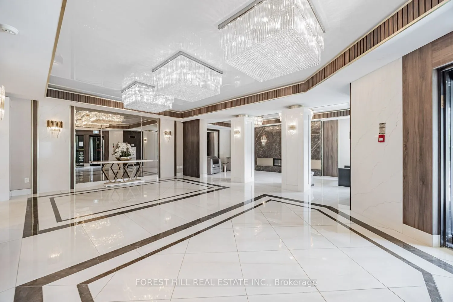 7420 Bathurst Street, #609