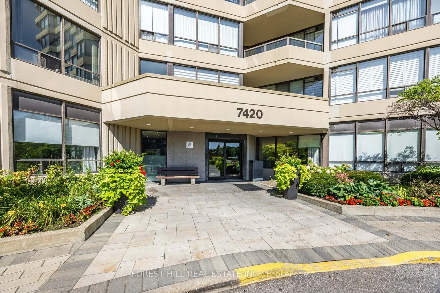 7420 Bathurst Street, #609
