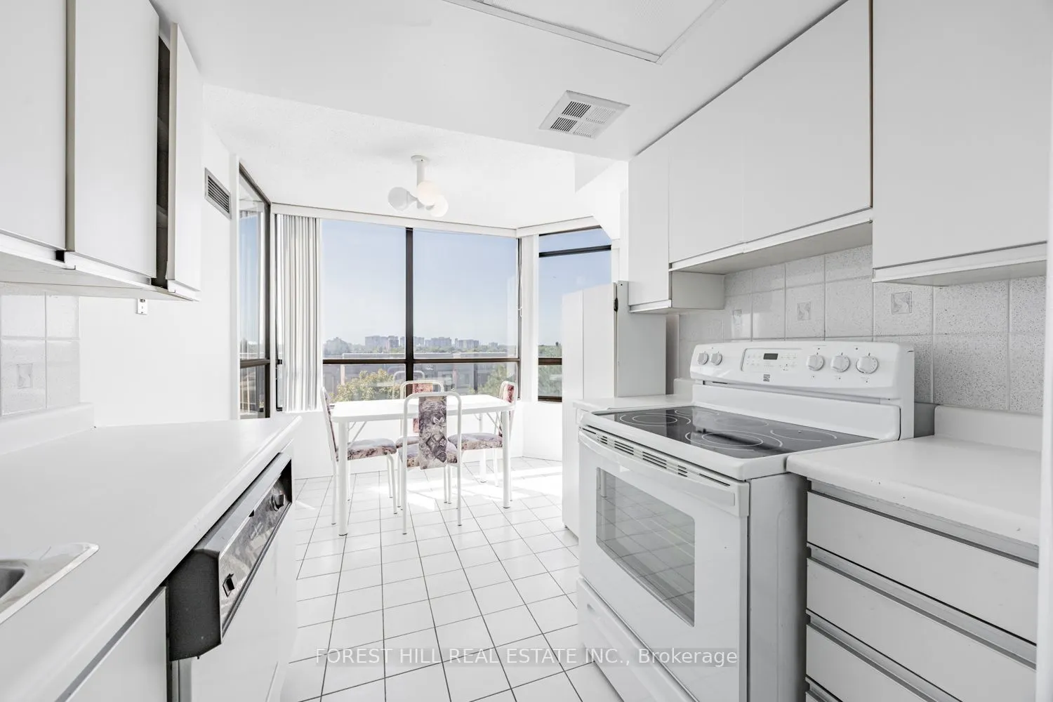7420 Bathurst Street, #609