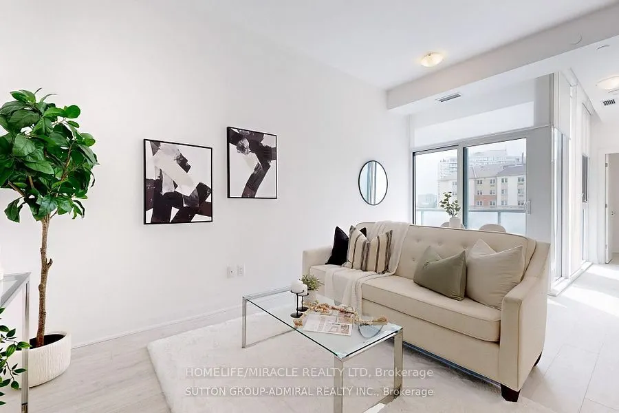 10 Gatineau Drive, #202