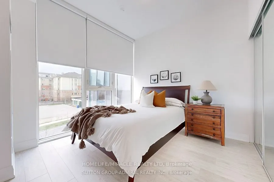 10 Gatineau Drive, #202