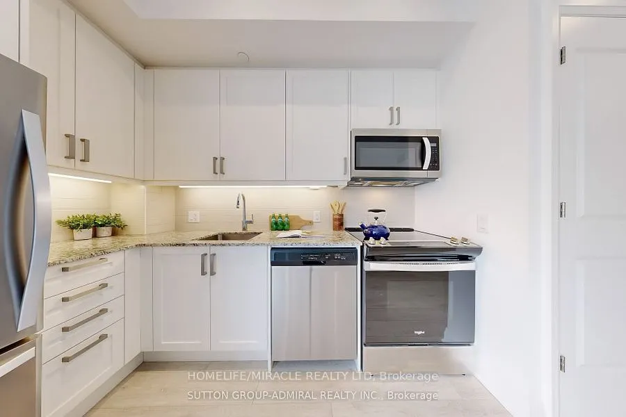 10 Gatineau Drive, #202