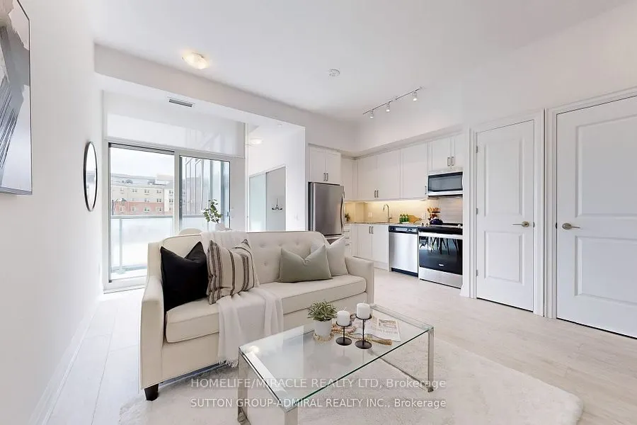 10 Gatineau Drive, #202
