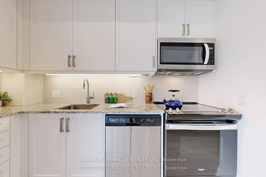 10 Gatineau Drive, #202