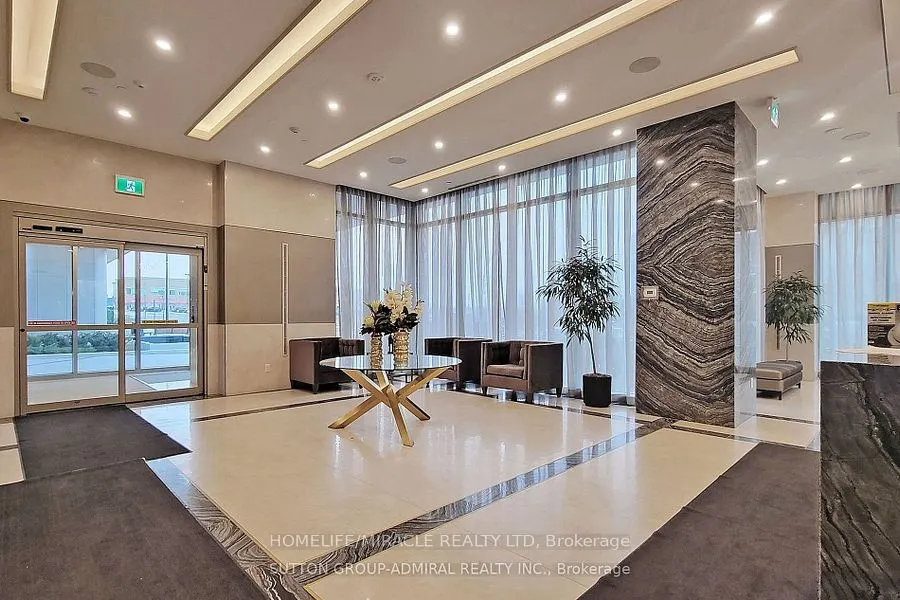 10 Gatineau Drive, #202
