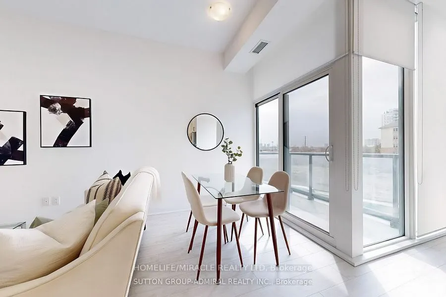 10 Gatineau Drive, #202