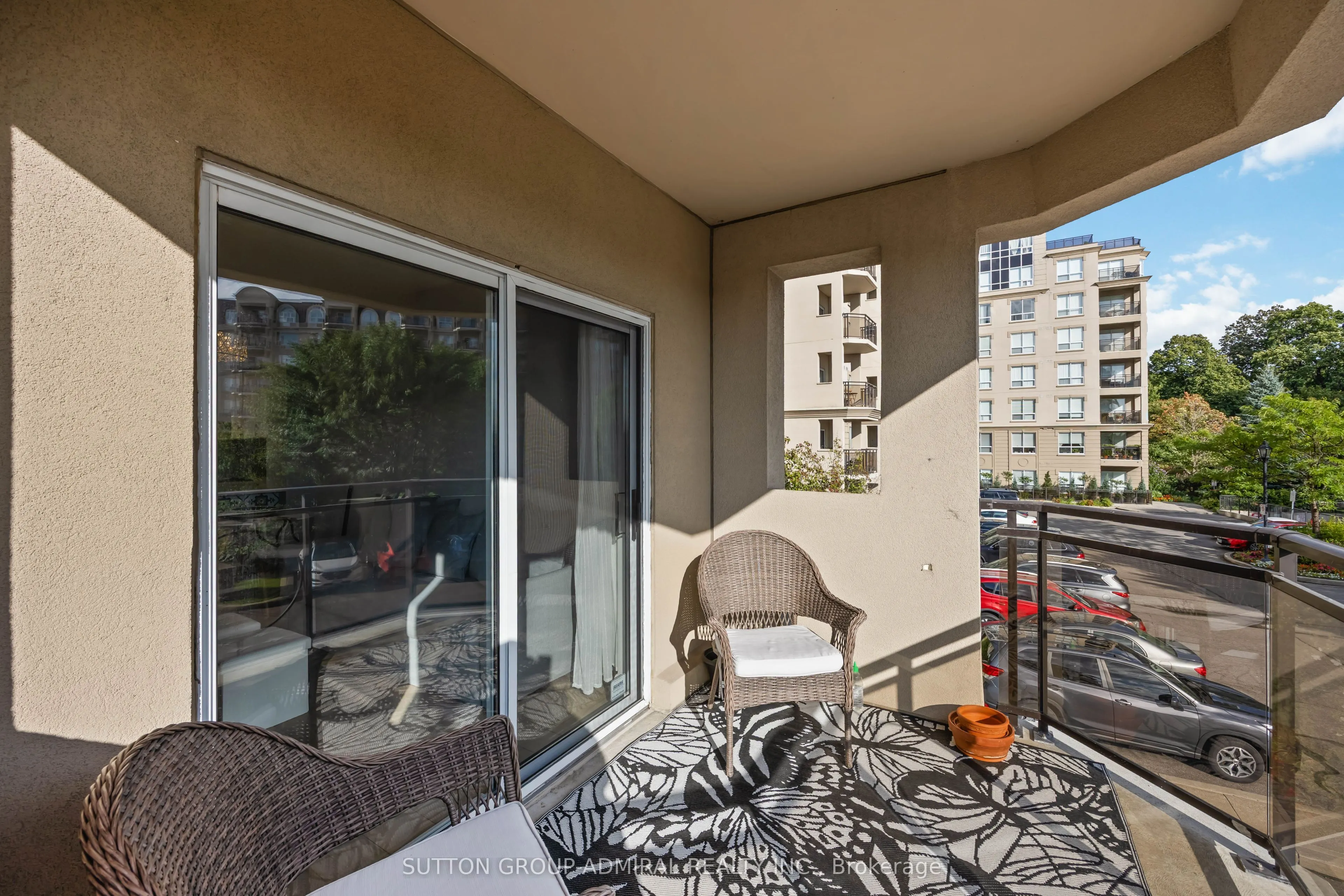 2 Maison Parc Court, #218