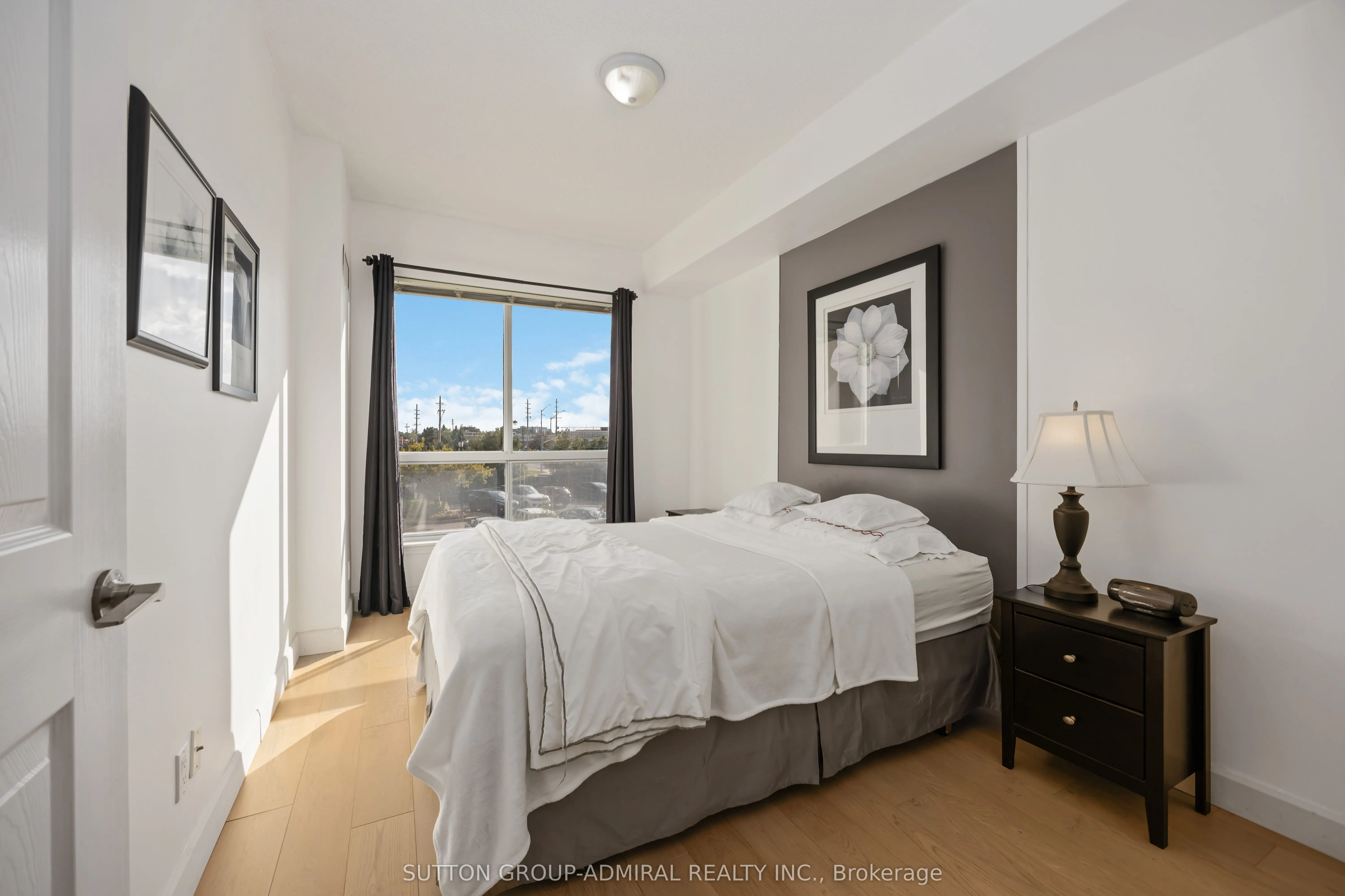 2 Maison Parc Court, #218