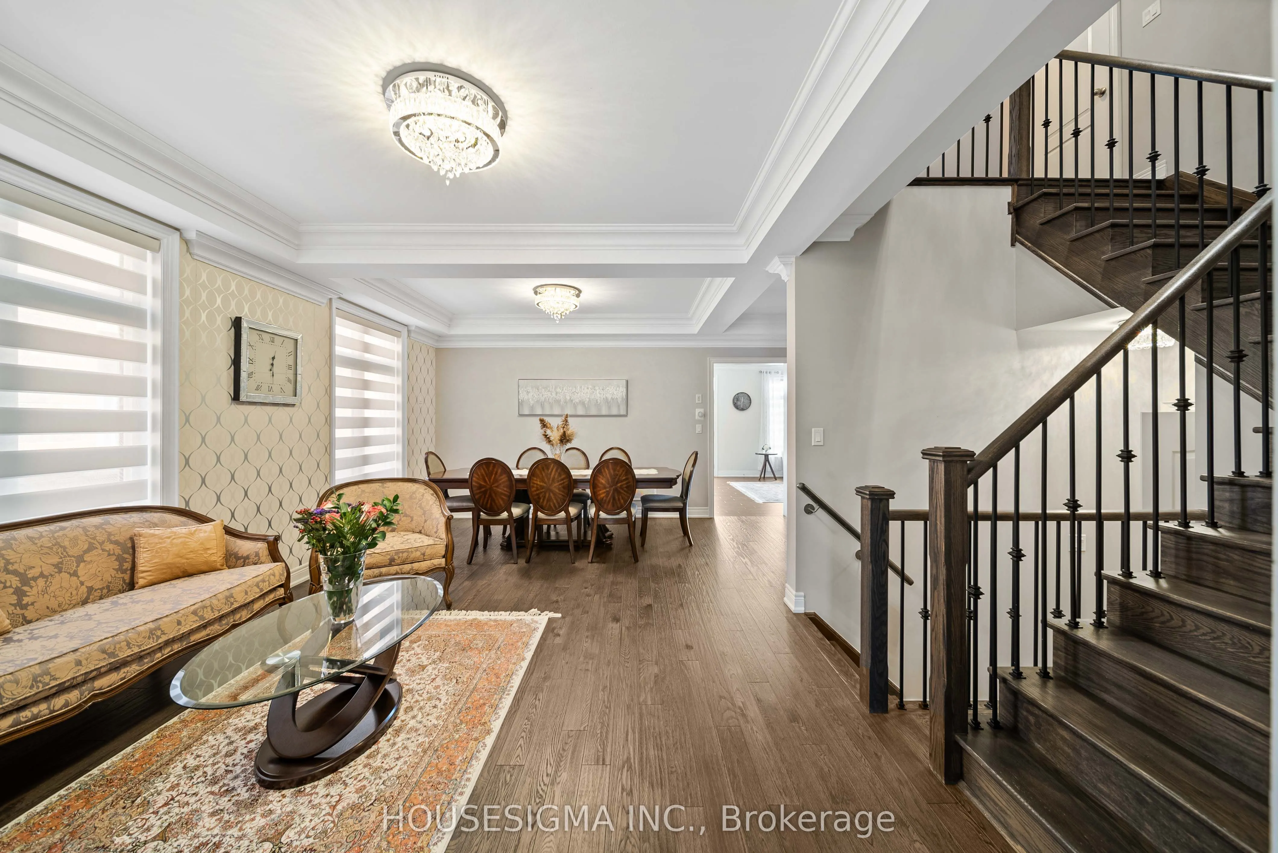 94 Forest Edge Crescent