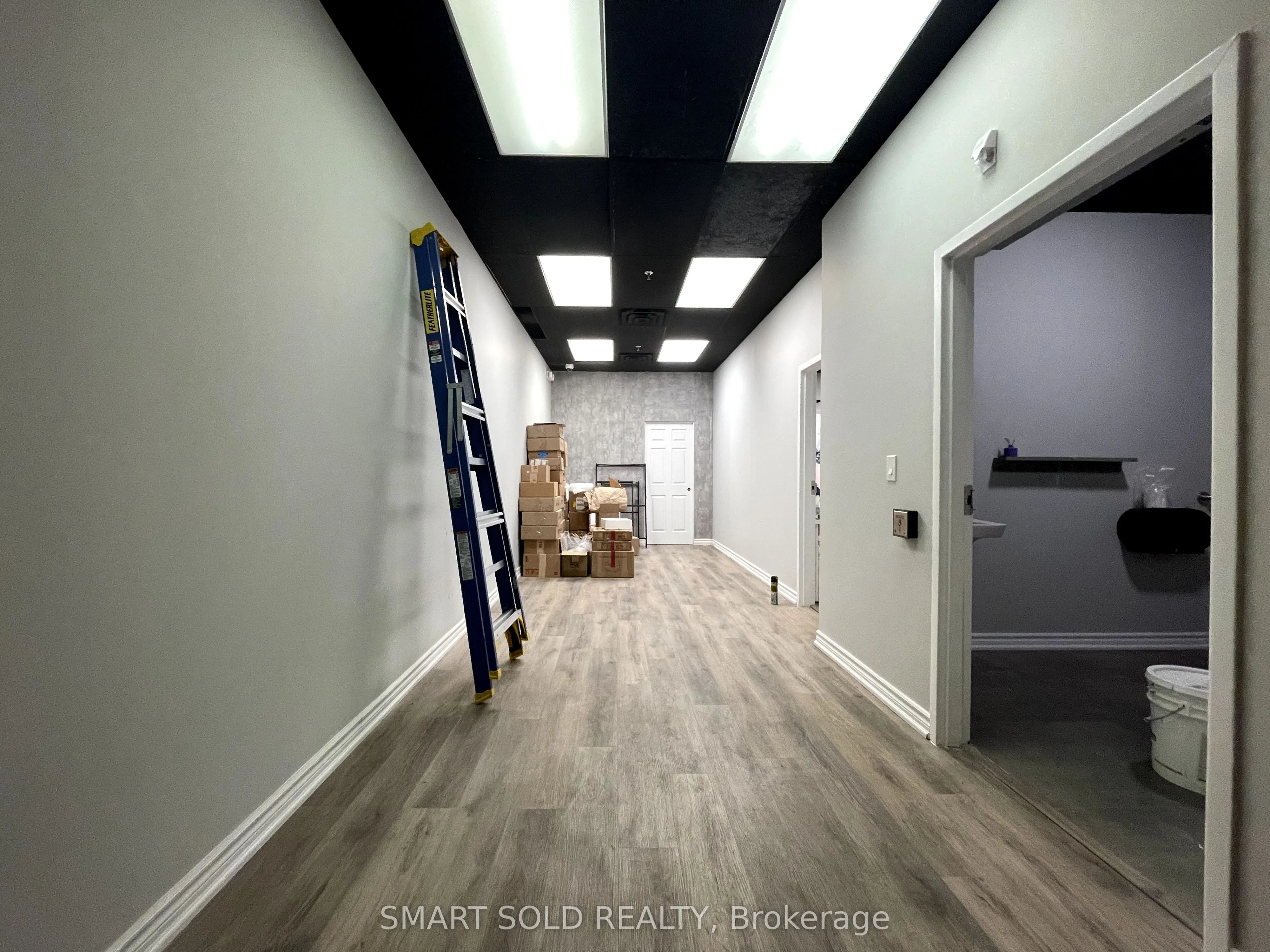 9631 Yonge Street, #8