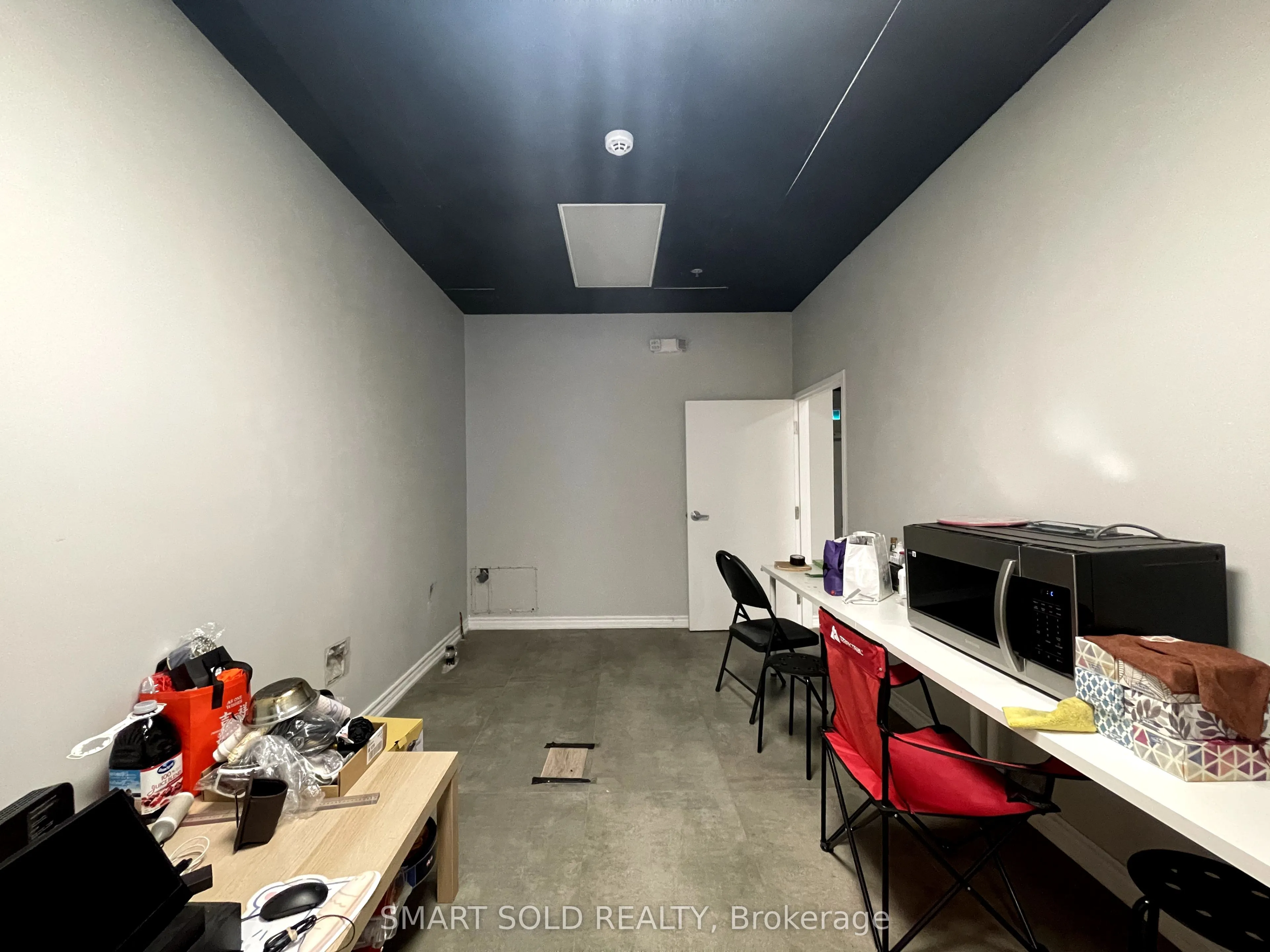 9631 Yonge Street, #8