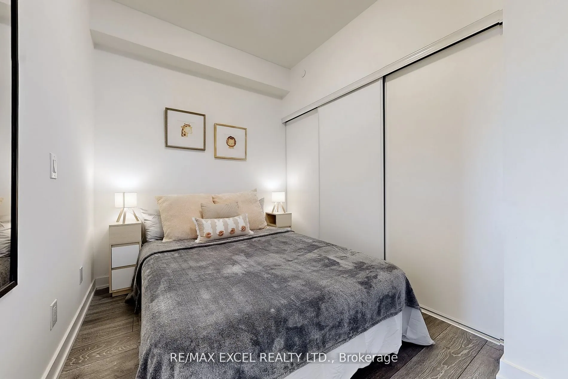 8888 Yonge Street, #318