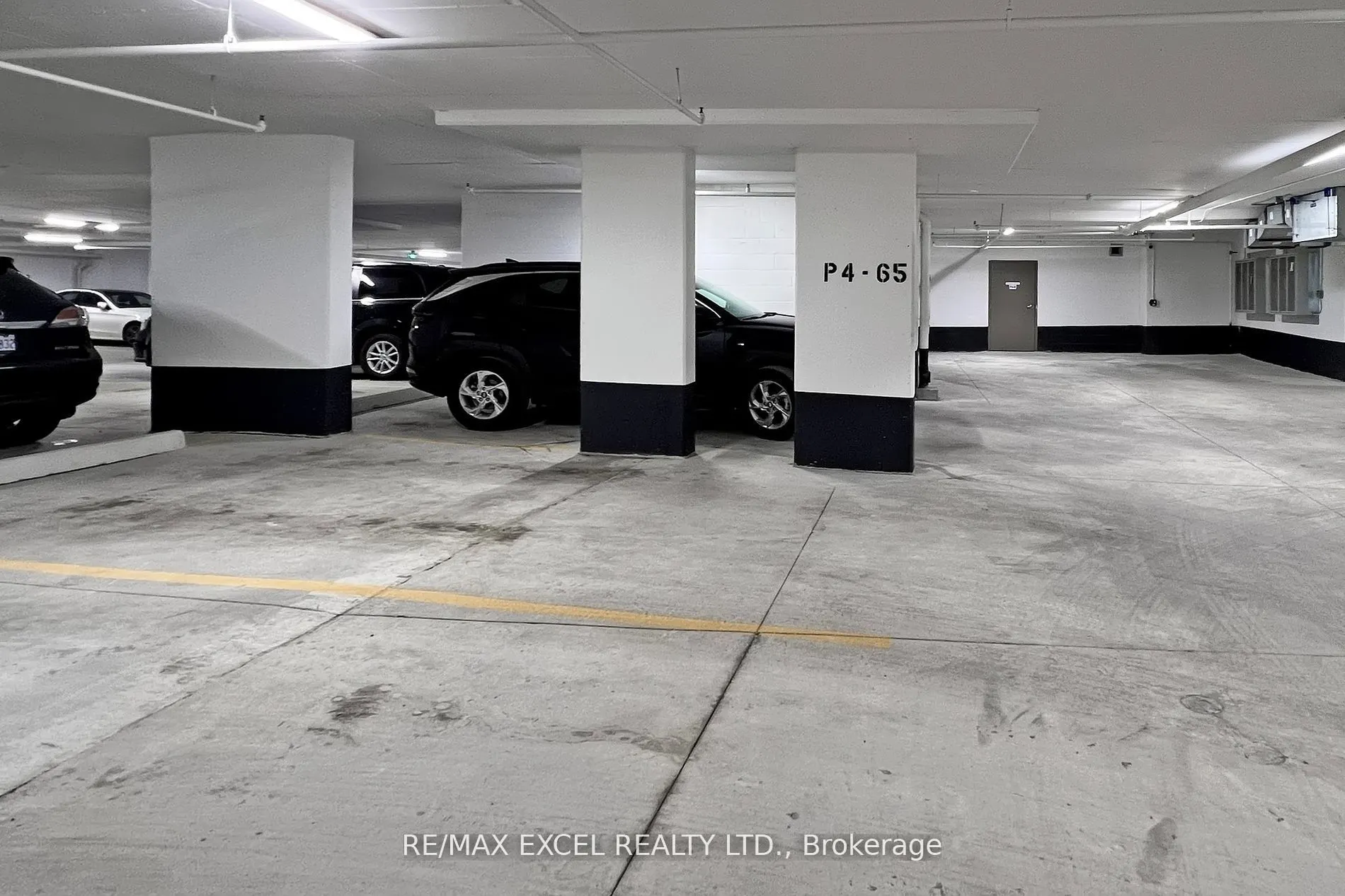 8888 Yonge Street, #318