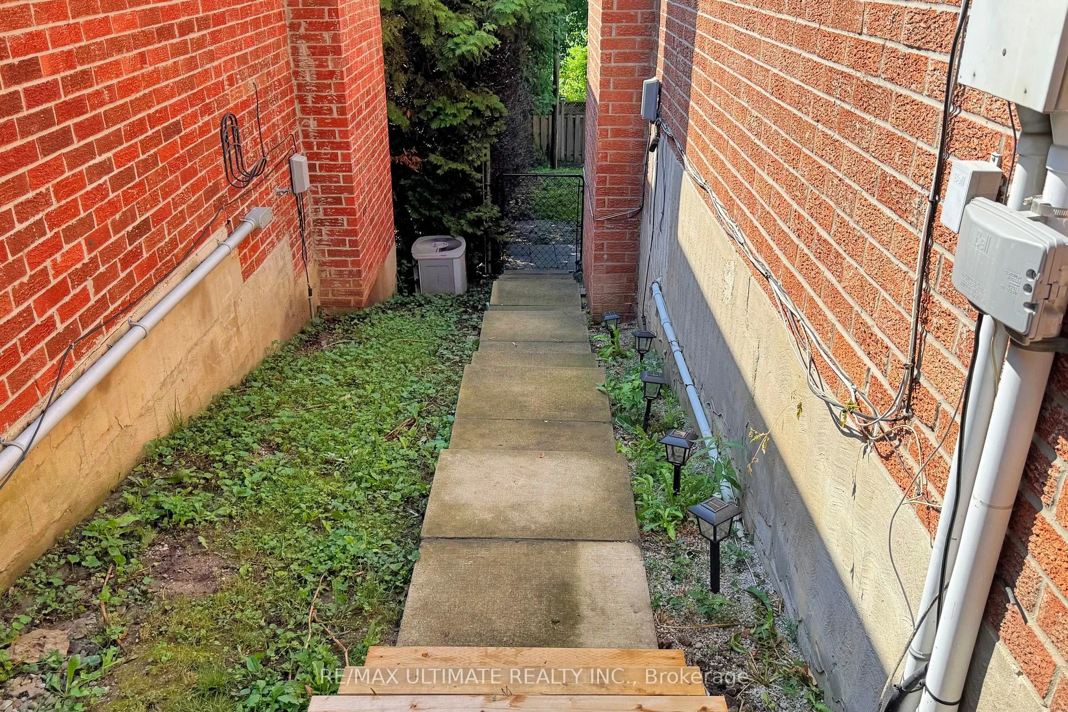 23 MORROW Drive