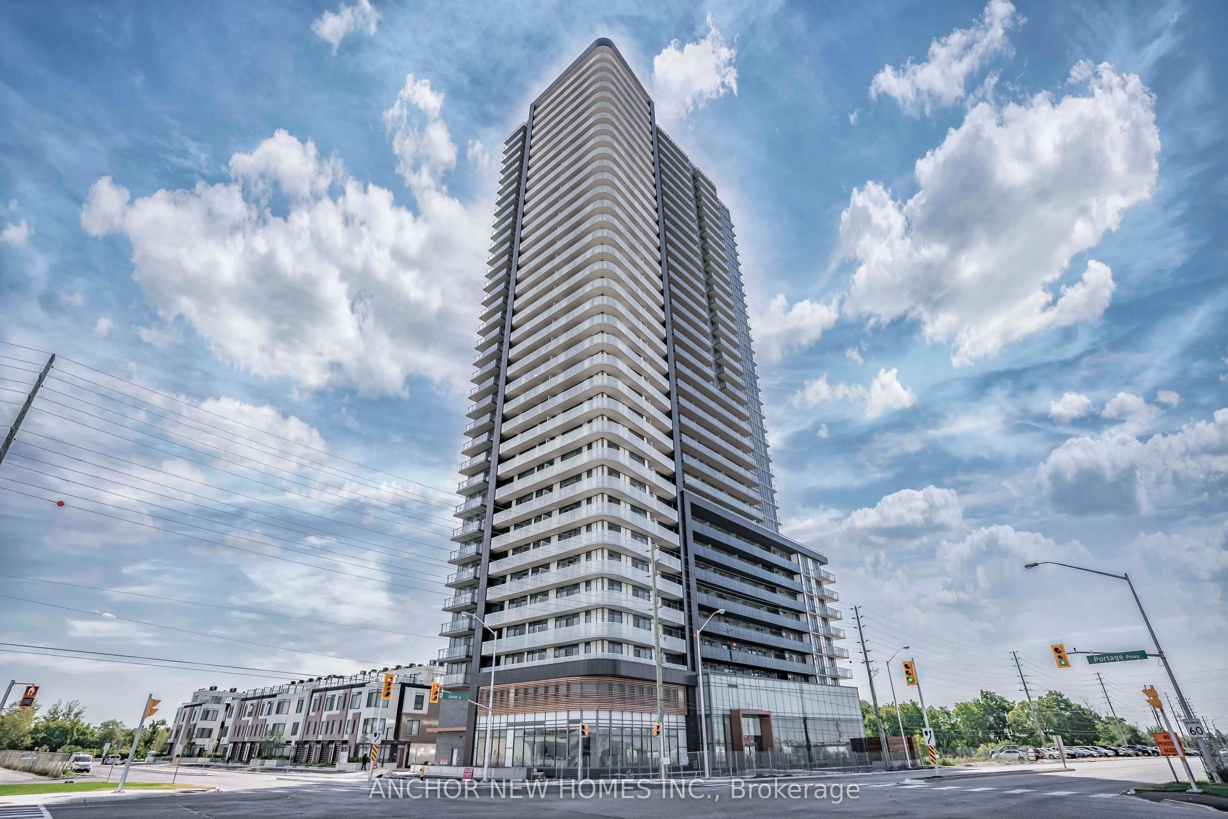 7895 Jane Street, #Lph10