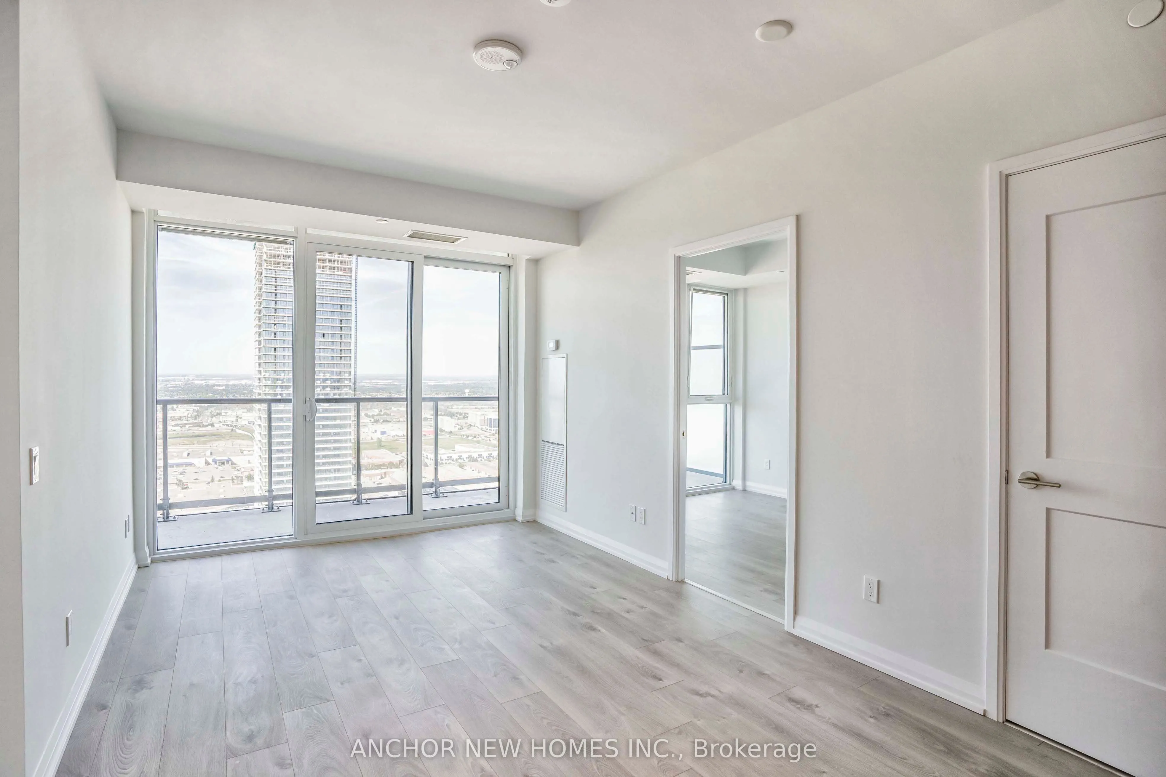 7895 Jane Street, #Lph10